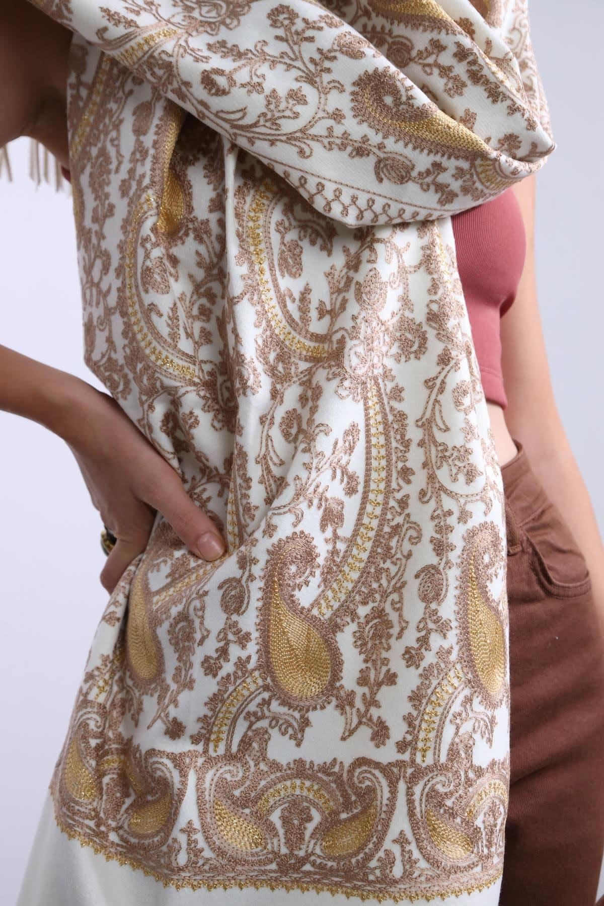  Krem Rengi İşlemeli Kaşmir Şal