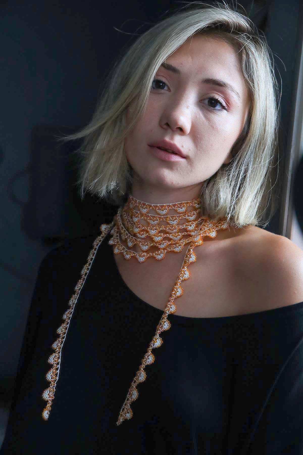 El Örgüsü Turuncu Cam Tasarım Uzun Kolye - Şaman Butik El Örgüsü Turuncu Cam Tasarım Uzun Kolye