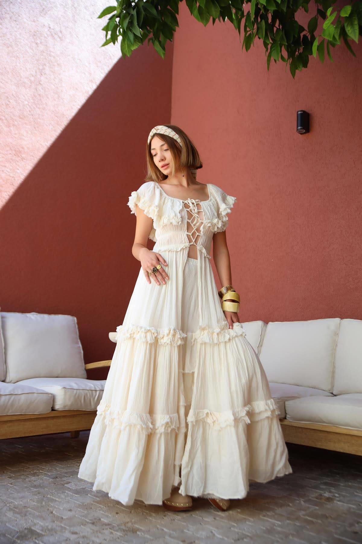  Ekru Kayık Yaka Volanlı Brit Detaylı Bohem Kimono