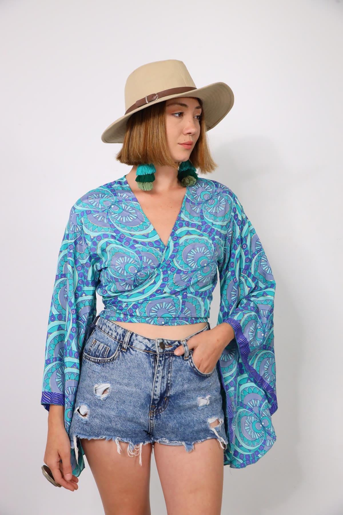 Mavi Yarasa Kol İpek Bolero - Şaman Butik Mavi Yarasa Kol İpek Bolero