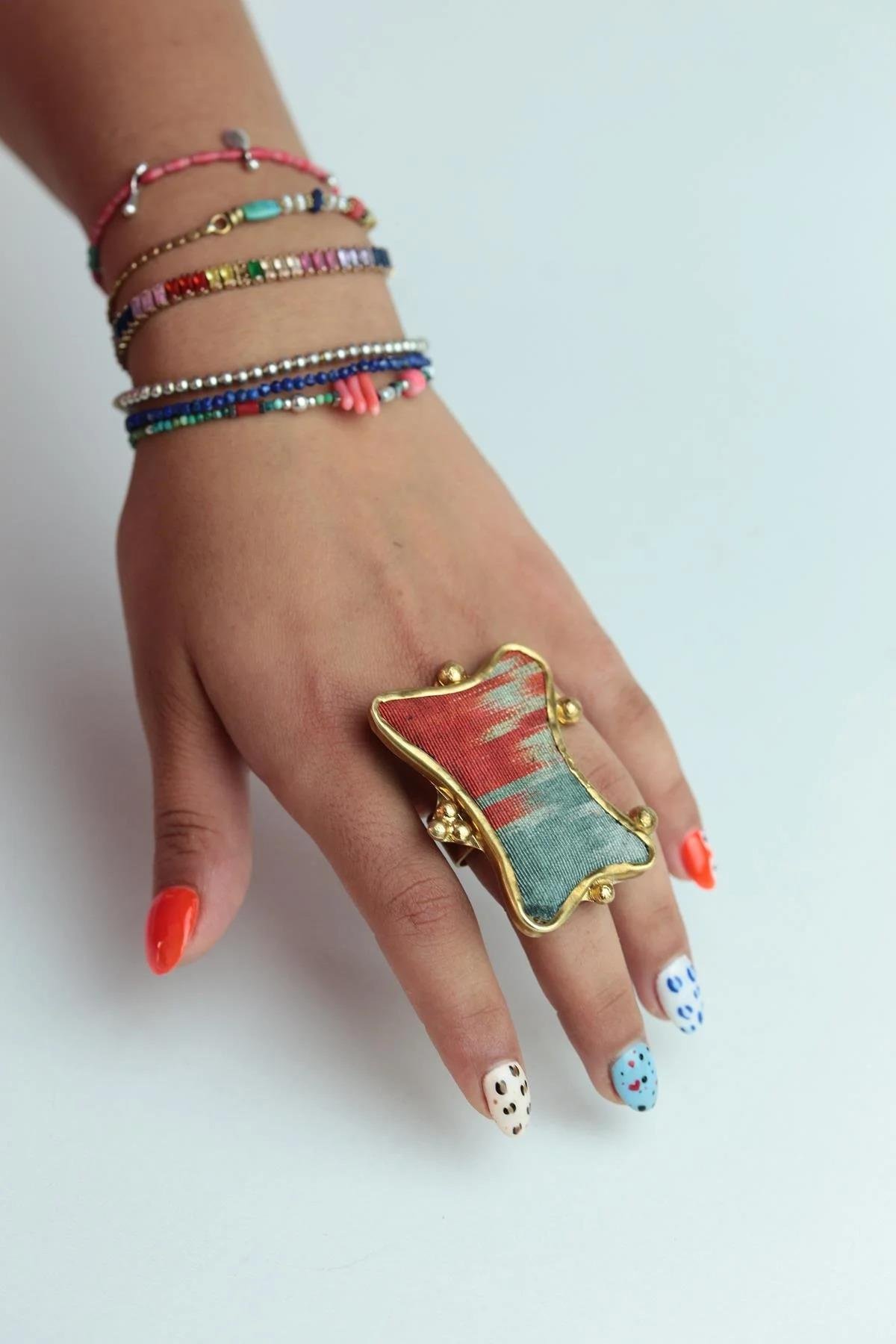  Kaneviçe İşlemeli Asimetrik El Yapımı Tasarım Yüzük