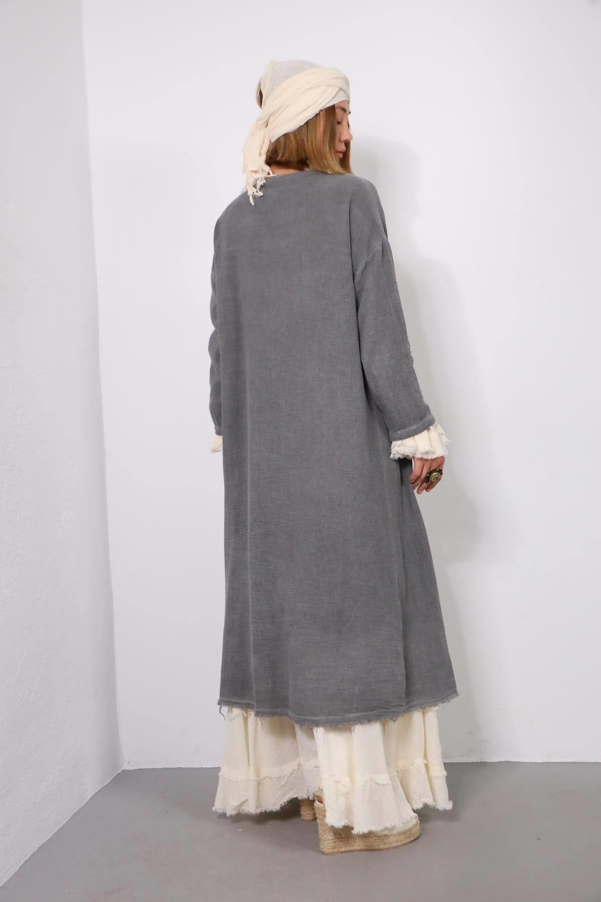 Gri Saçak Detay Düz Kesim Kaftan - Şaman Butik Gri Saçak Detay Düz Kesim Kaftan