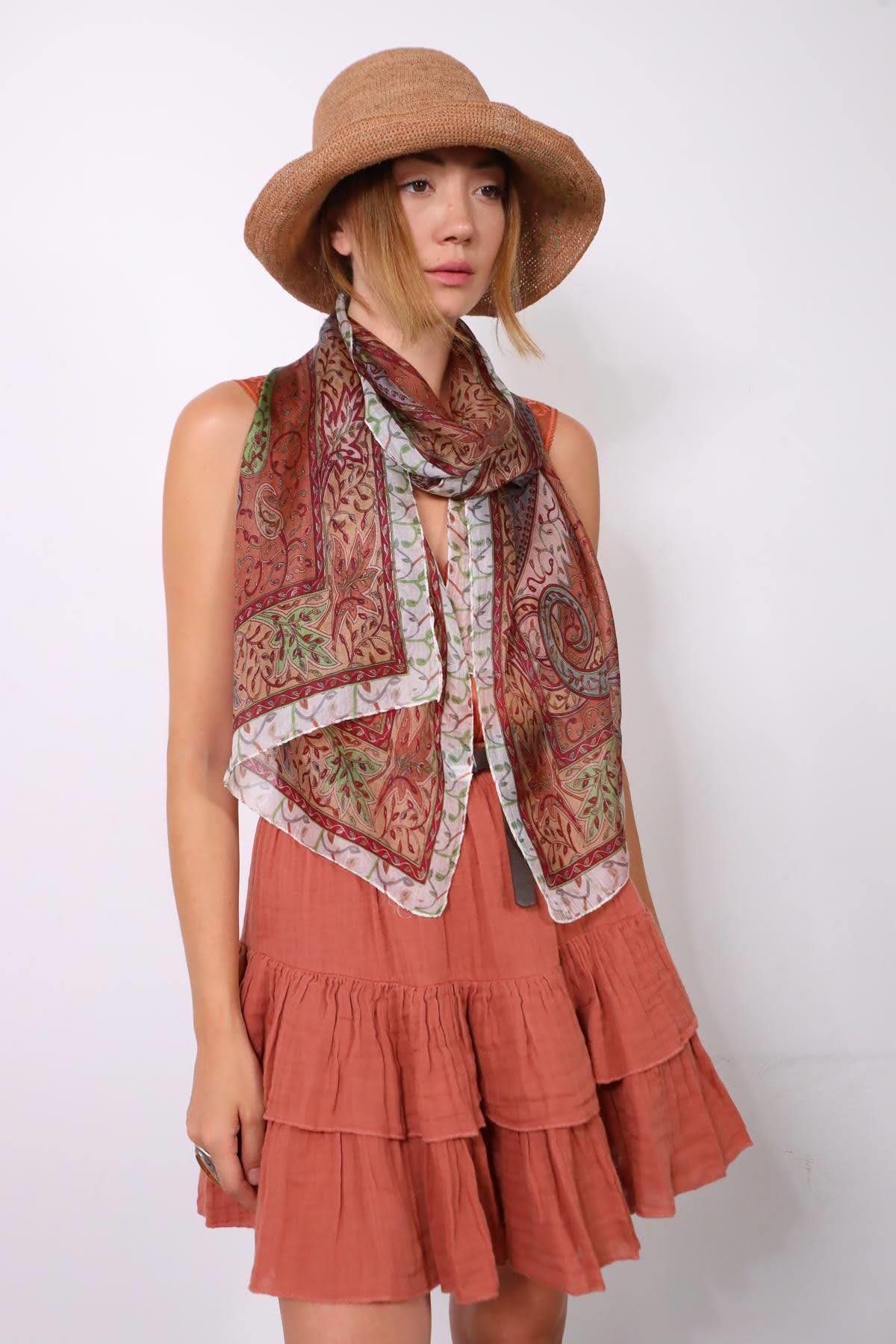 Ekru Desenli İpek Şal - Şaman Butik Ekru Desenli İpek Şal