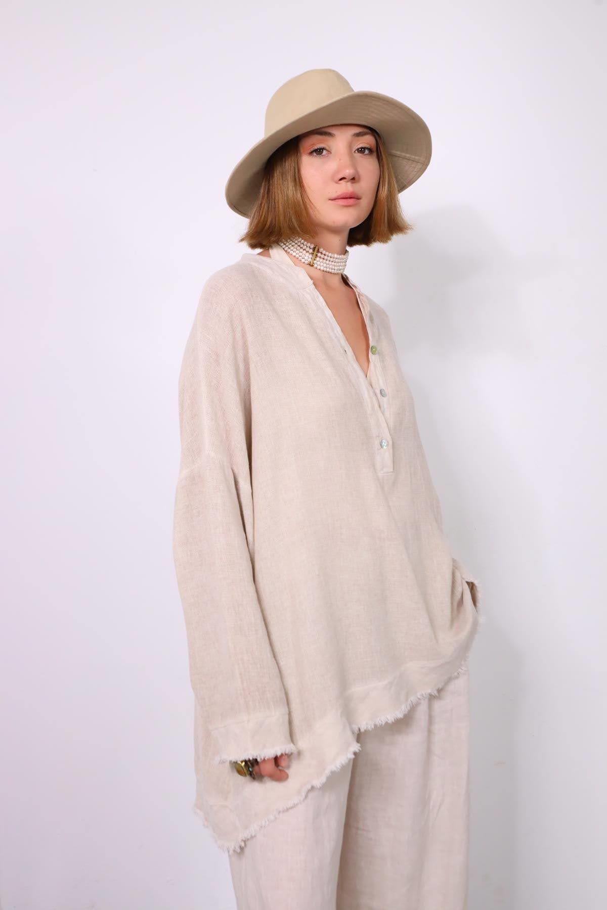  Krem Rengi Püsküllü Keten Detaylı Hakim Yaka Tunik