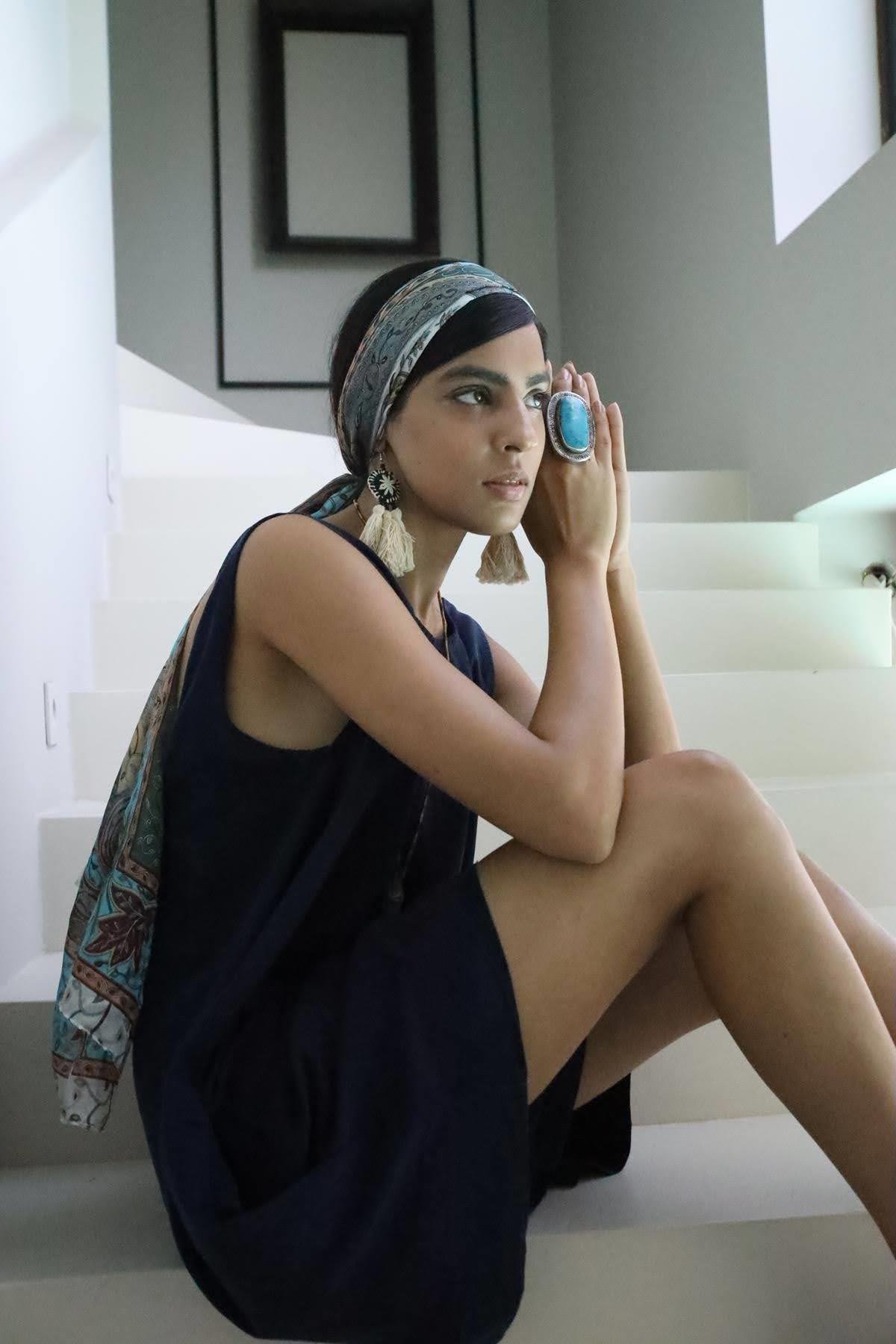  Lacivert Sırt Detaylı Kısa Salopet Tulum