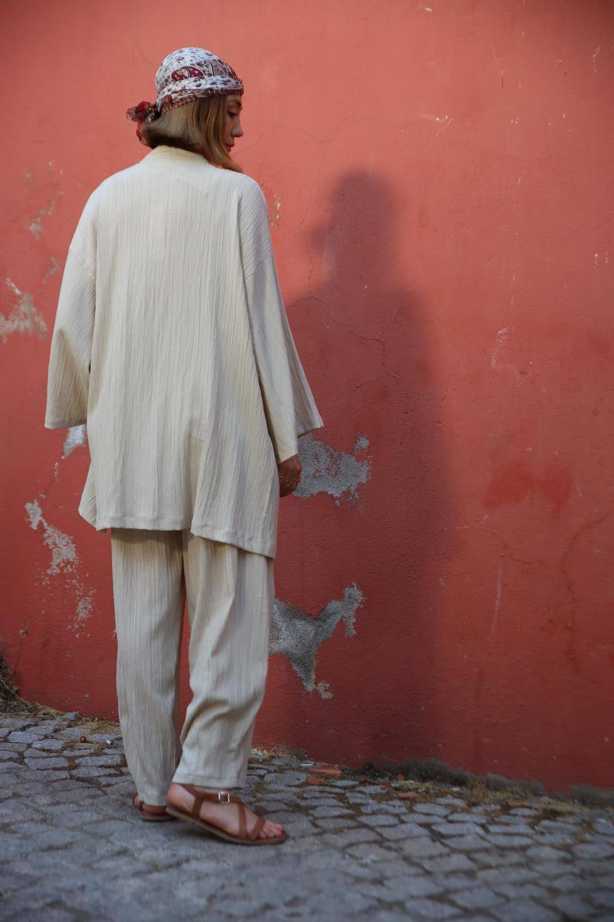  Krem Rengi Gofre Kimono Pantolon Takım