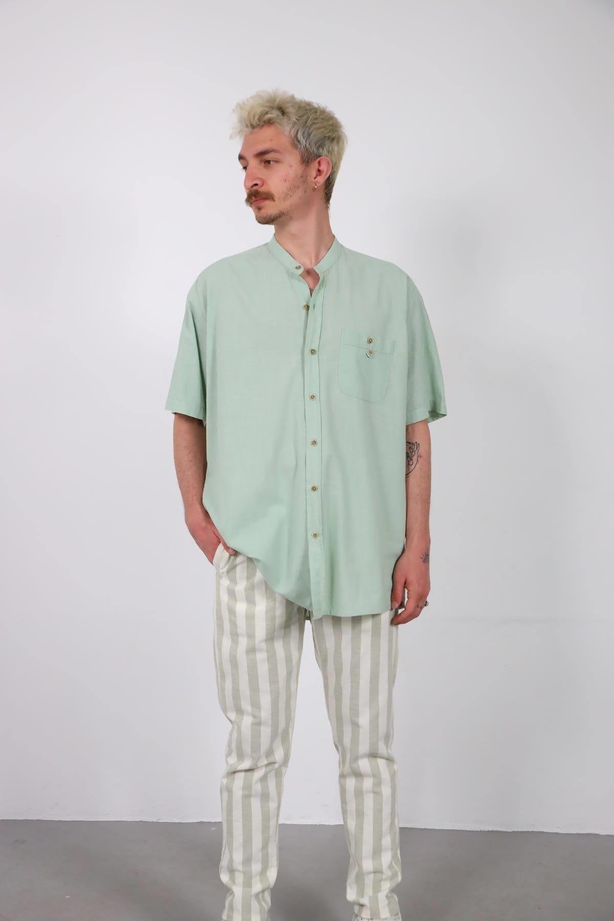  Su Yeşili Hakim Yaka Cebi Detaylı Kısa Kollu Erkek Gömlek