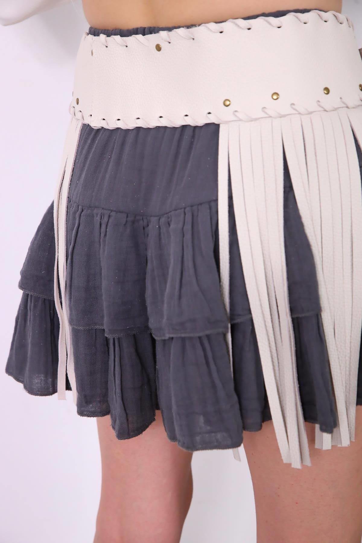  Krem Rengi Püsküllü Deri Kemer