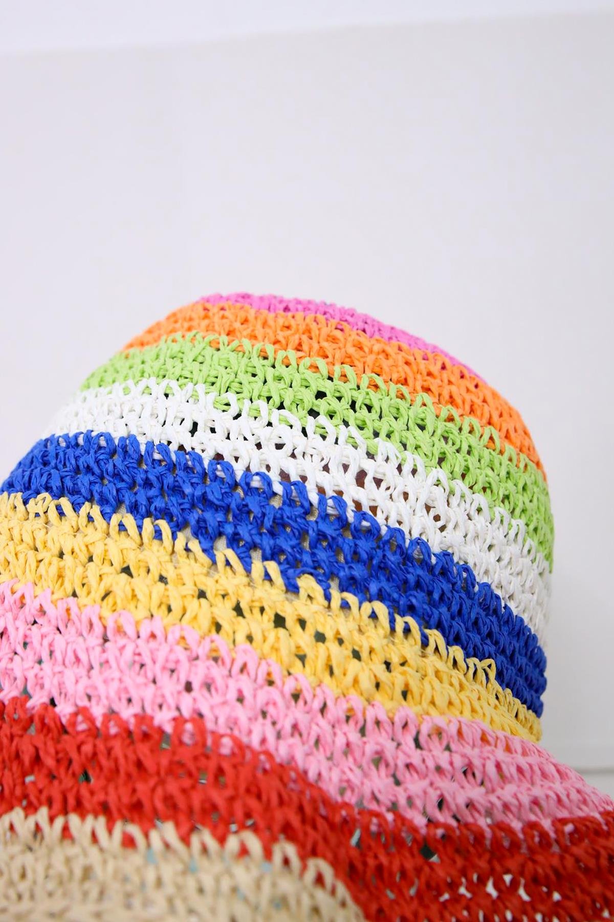  Bej Kırmızı Hasır El Örgüsü Bucket Şapka