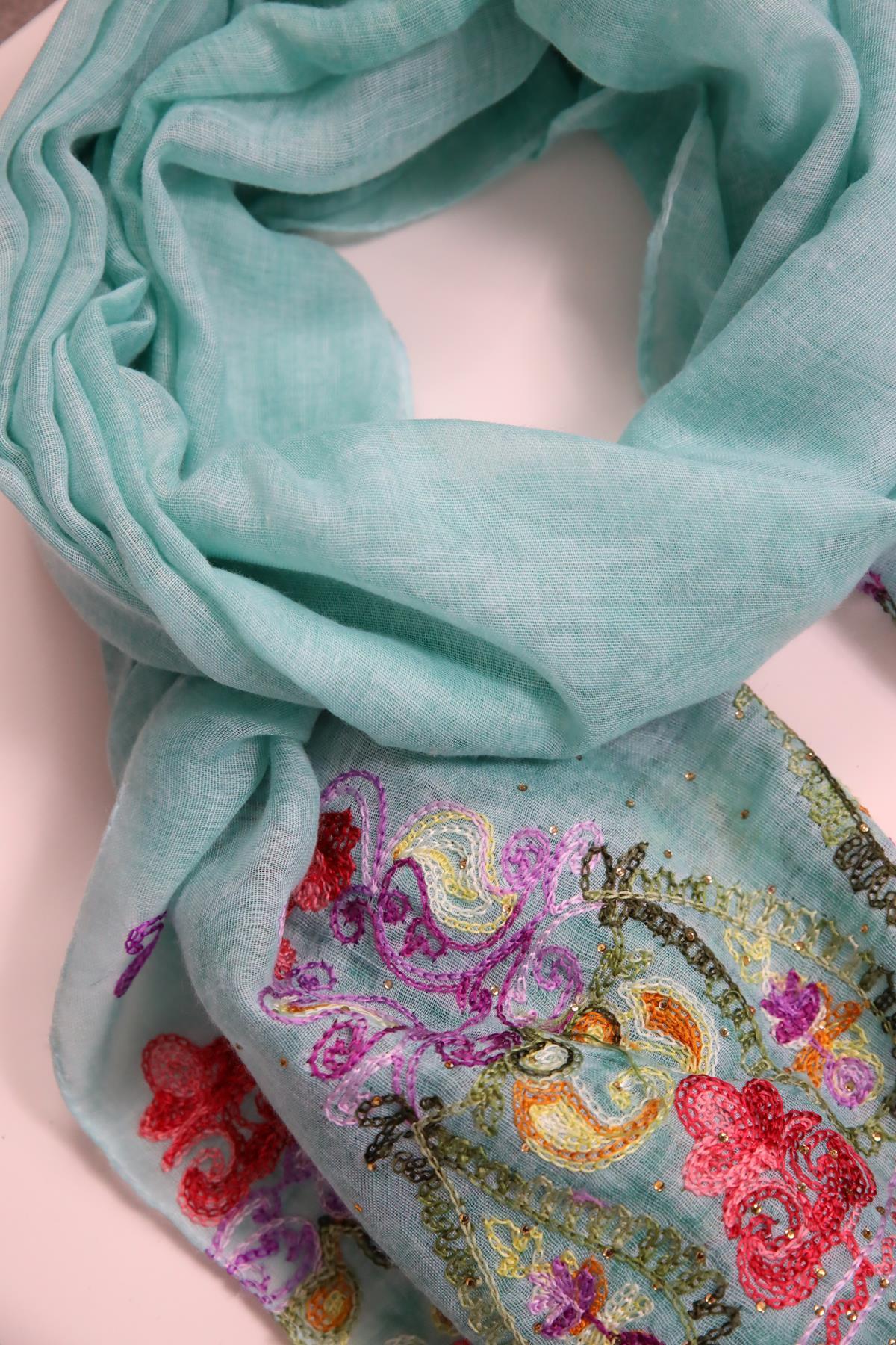  Su Yeşili İşlemeli Boncuklu Şal