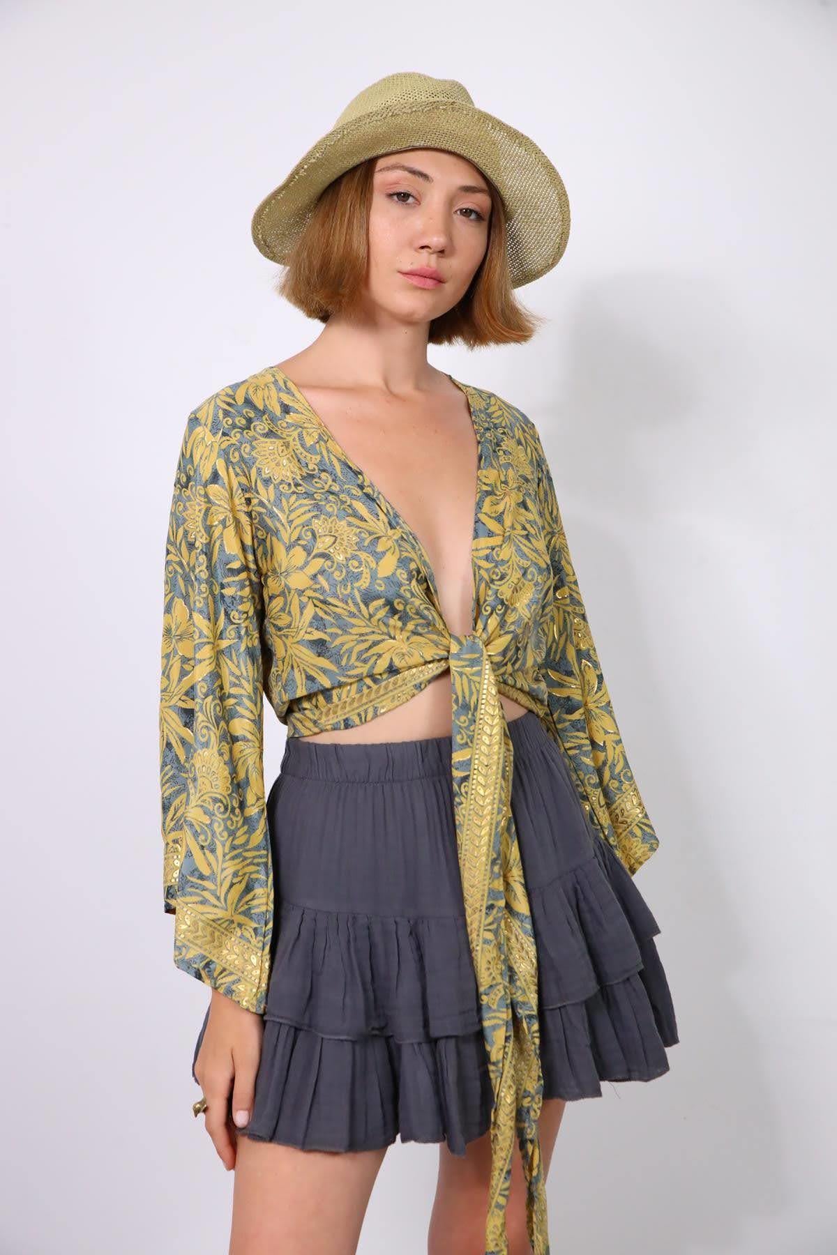 Gold Rengi Uzun Kollu İpek Bolero - Şaman Butik Gold Rengi Uzun Kollu İpek Bolero