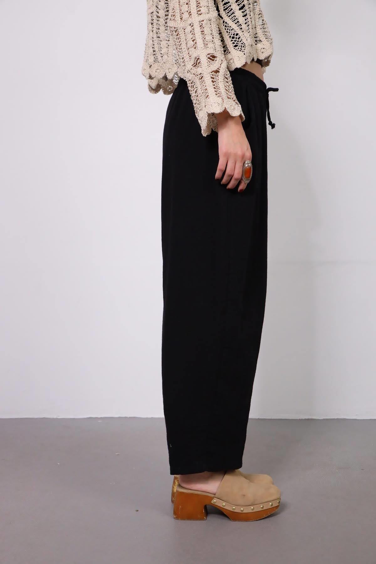 Siyah Beli Lastikli Balon Pantolon - Şaman Butik Siyah Beli Lastikli Balon Pantolon