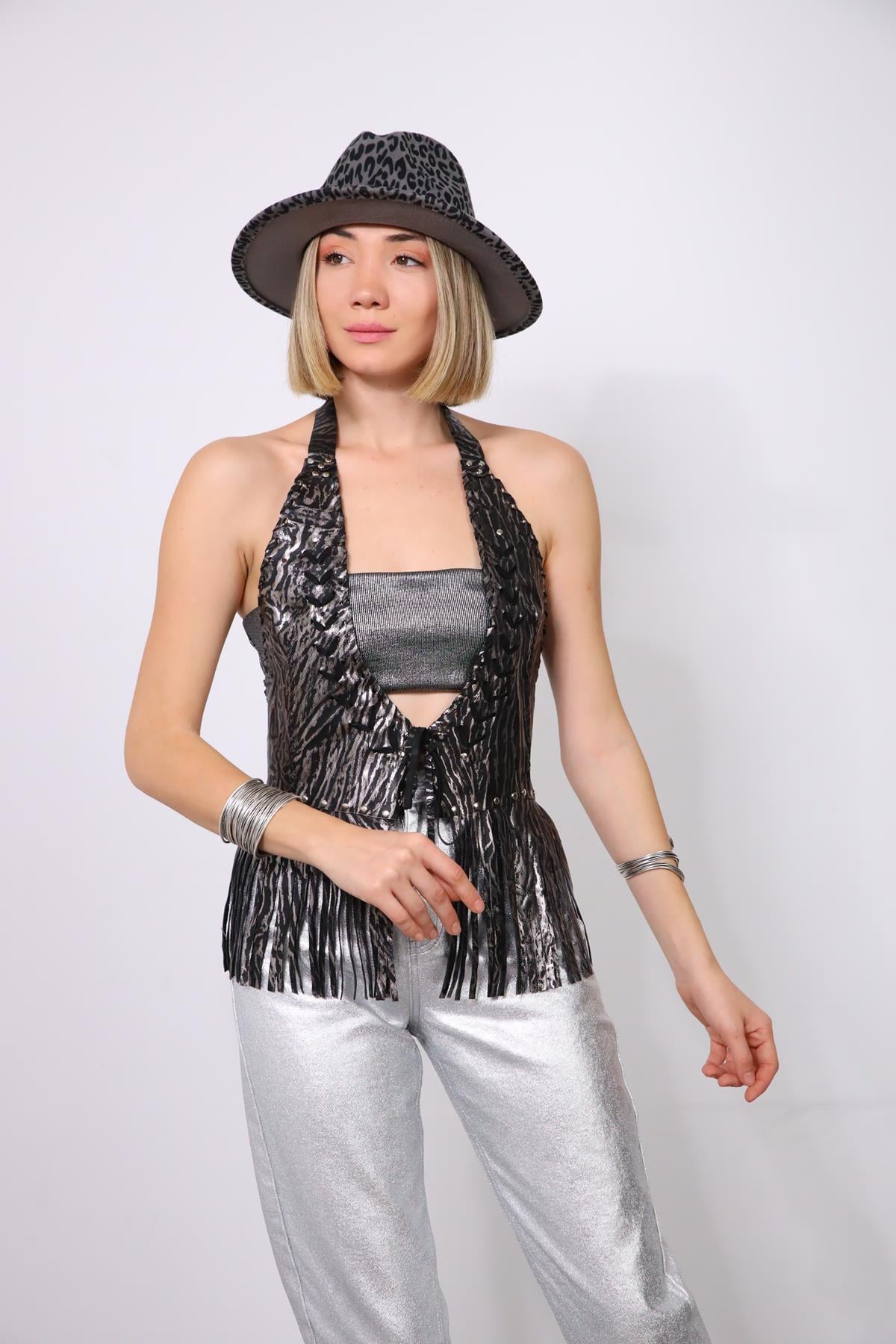 Gümüş Rengi Desenli Deri Korse - Şaman Butik Gümüş Rengi Desenli Deri Korse