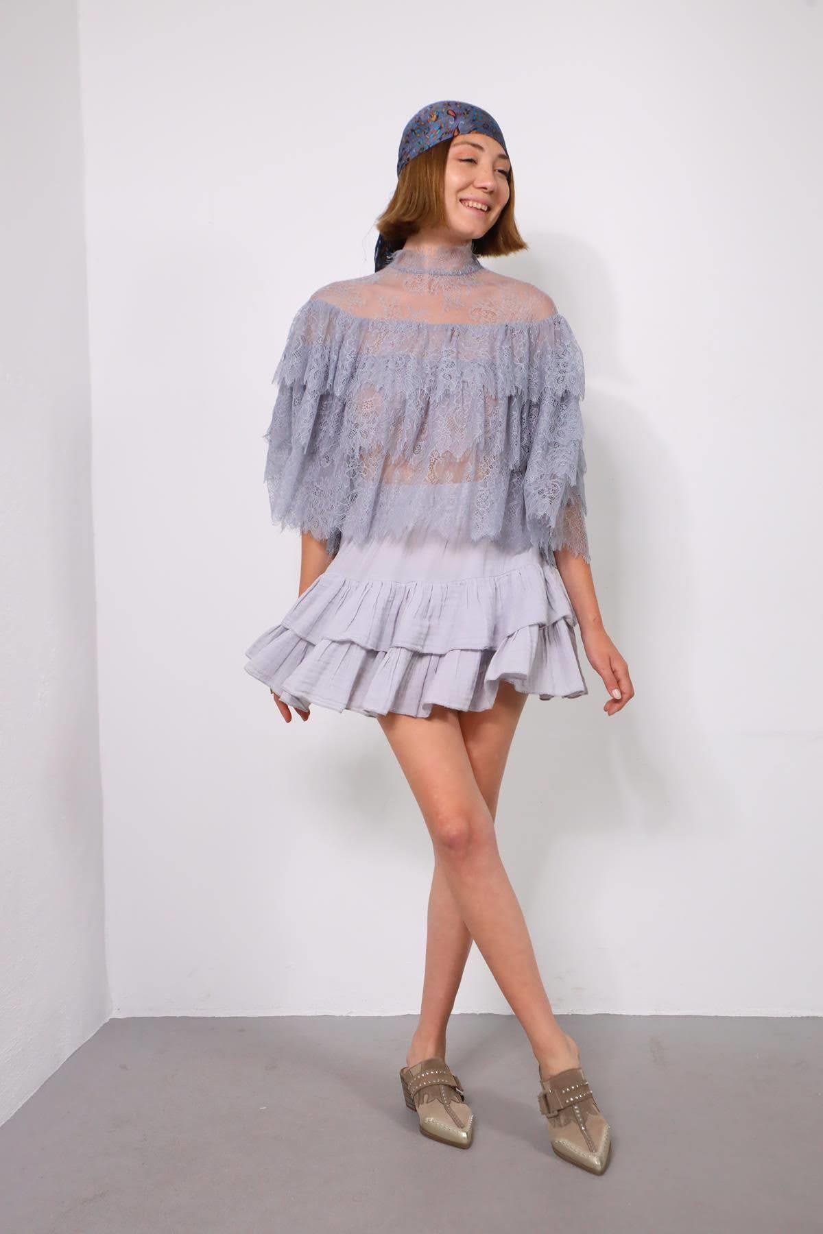 Gri Güpürlü Otantik Kat Kat Tül Bluz - Şaman Butik Gri Güpürlü Otantik Kat Kat Tül Bluz