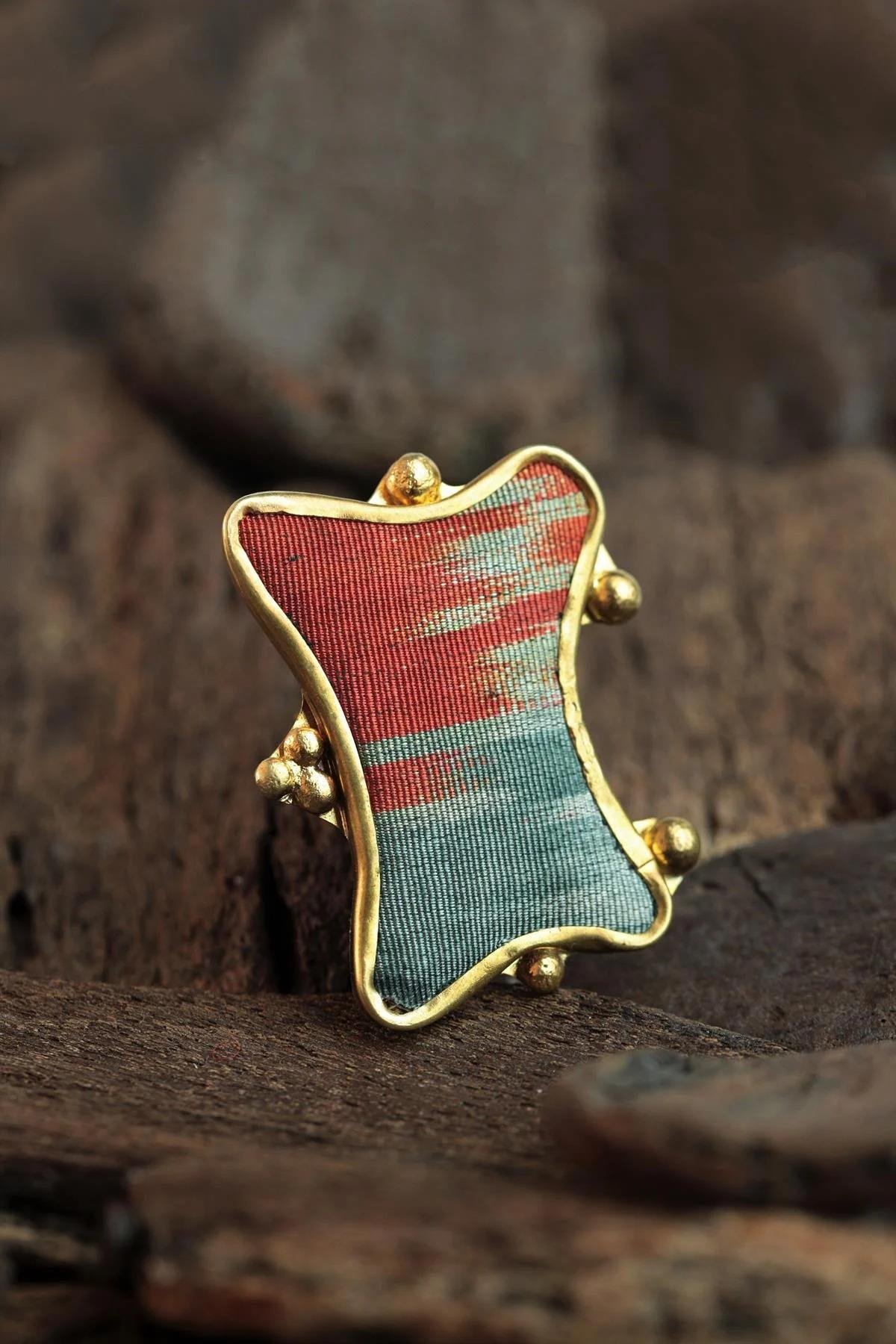  Kaneviçe İşlemeli Asimetrik El Yapımı Tasarım Yüzük