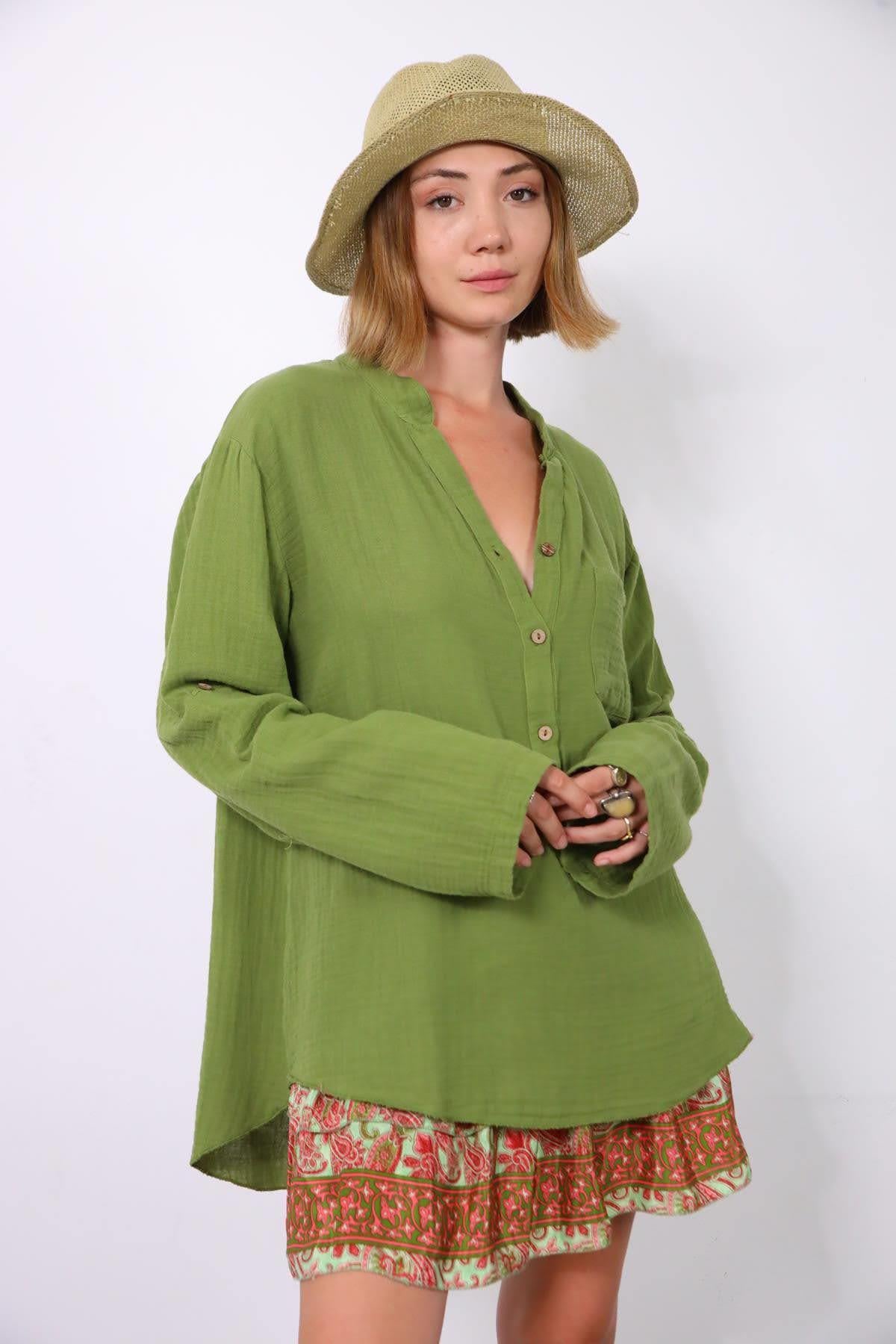 Haki Hakim Yaka Üç Düğmeli Müslin Gömlek - Şaman Butik Haki Hakim Yaka Üç Düğmeli Müslin Gömlek