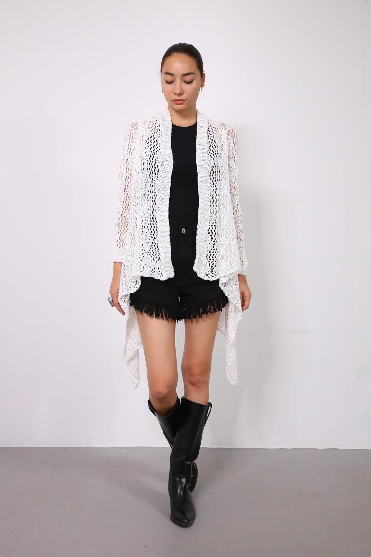  Beyaz Şal Yaka File Hırka