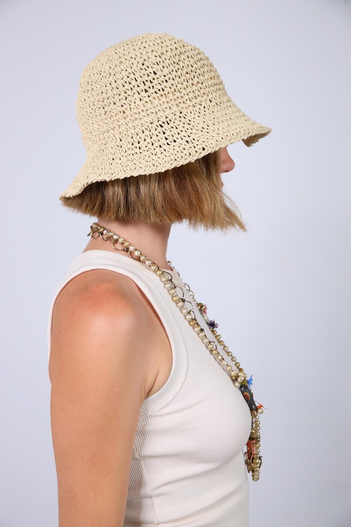  Bej El Örgüsü Hasır Şapka