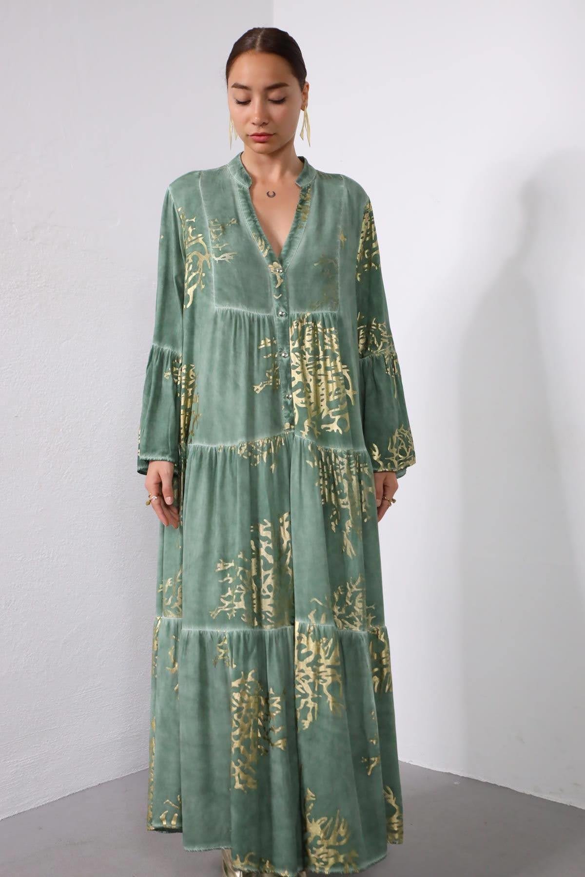 Haki Altın Varaklı Yağ Yıkama İspanyol Kol Elbise - Şaman Butik Haki Altın Varaklı Yağ Yıkama İspanyol Kol Elbise