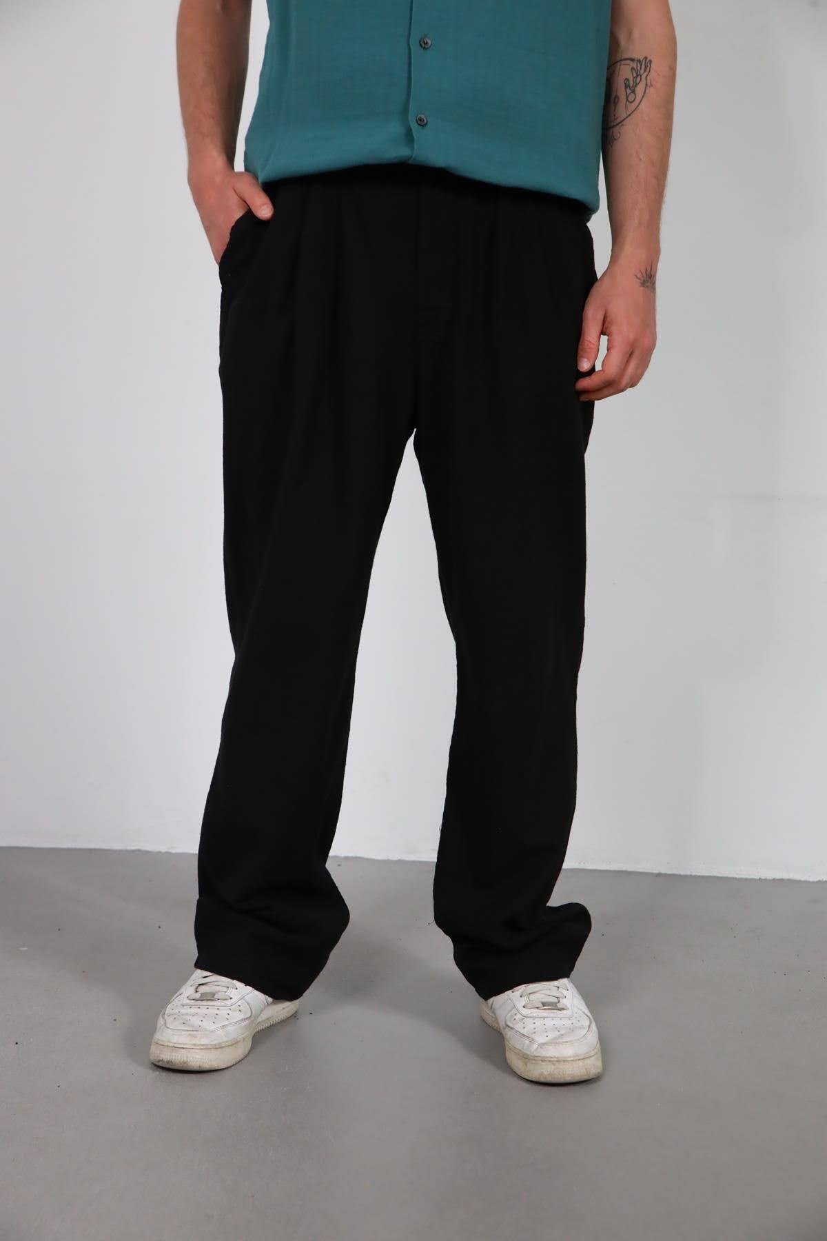  Siyah Beli Lastikli Pileli Pantolon