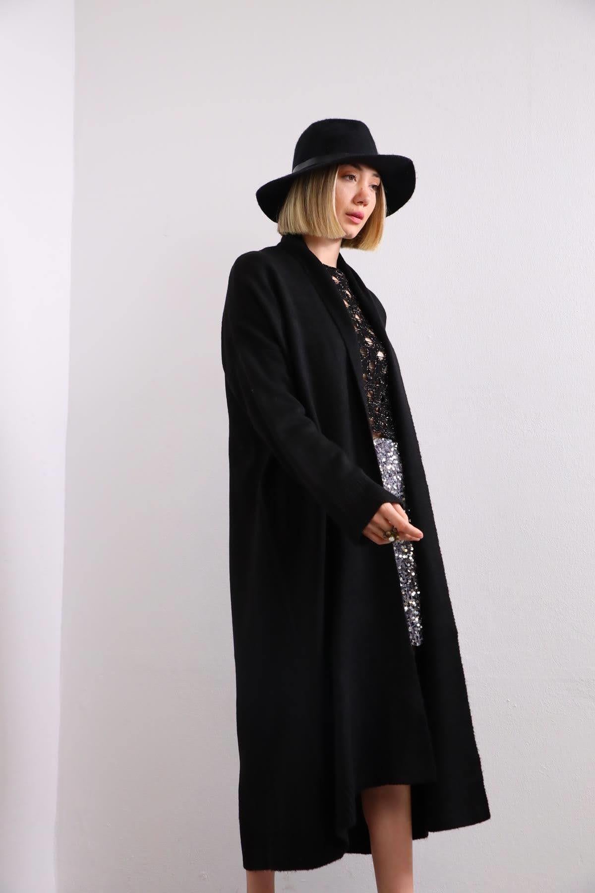  Siyah Şal Yaka Uzun Hırka