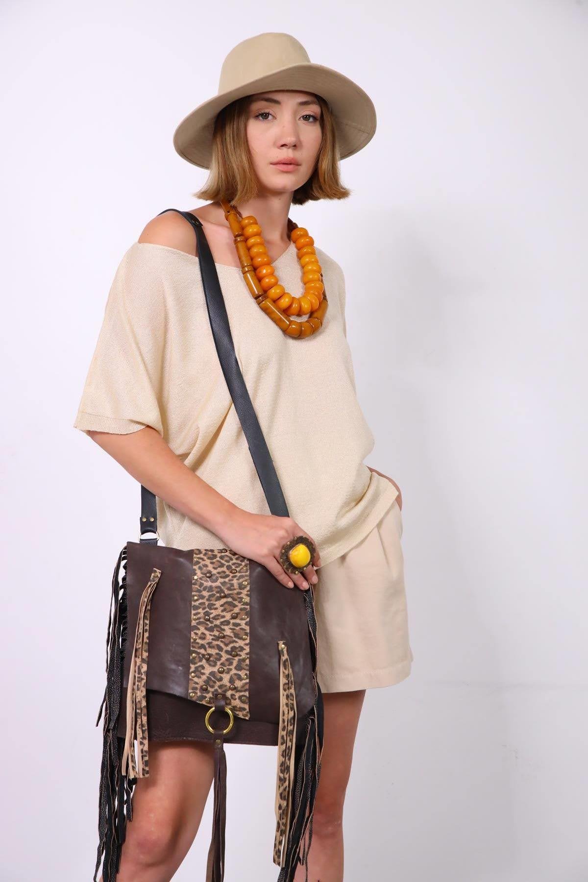 Krem Rengi V Yaka Yarasa Kol Triko Bluz - Şaman Butik Krem Rengi V Yaka Yarasa Kol Triko Bluz