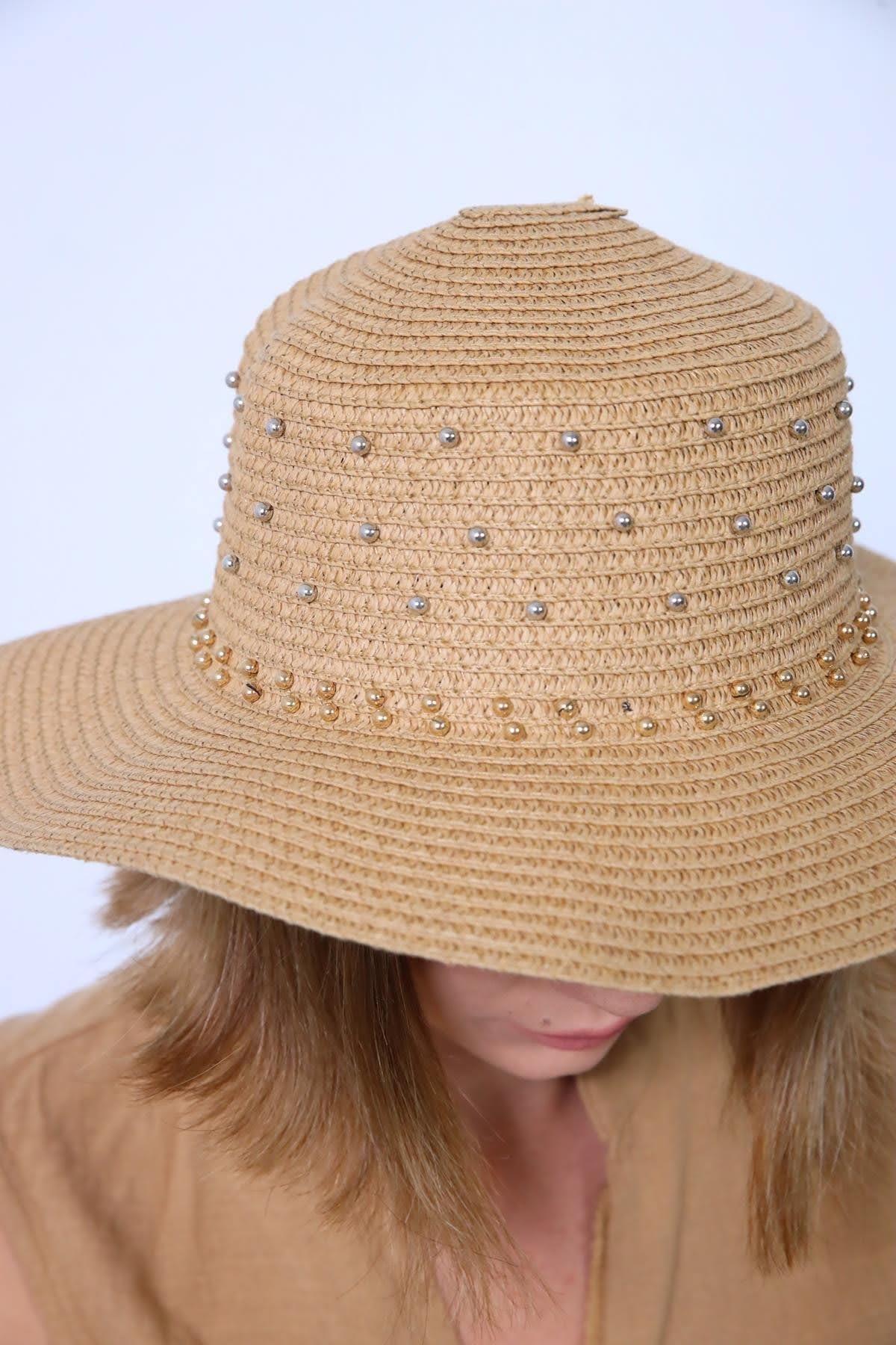 Camel Rengi İncili Geniş Hasır Şapka - Şaman Butik Camel Rengi İncili Geniş Hasır Şapka