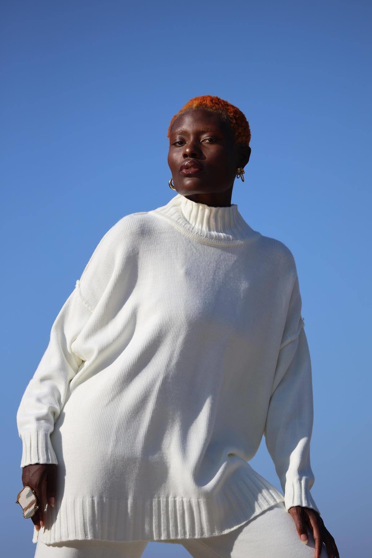 Ekru Balıkçı Yaka Kazak ve Triko Pantolon Takım