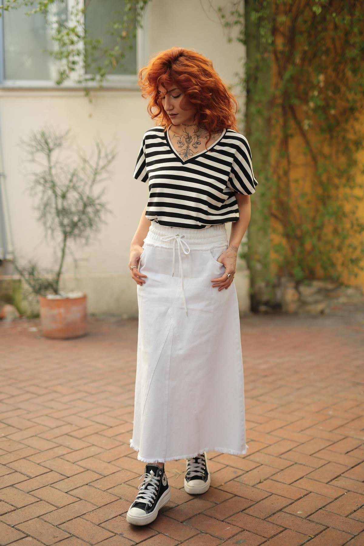 Ekru Beli Lastikli Püsküllü Kot Etek