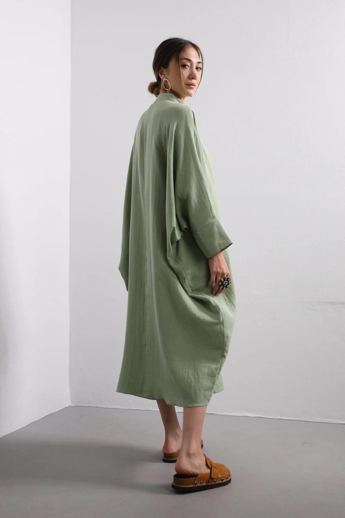  Mint Yeşili Hakim Yaka Oversize Müslin Elbise