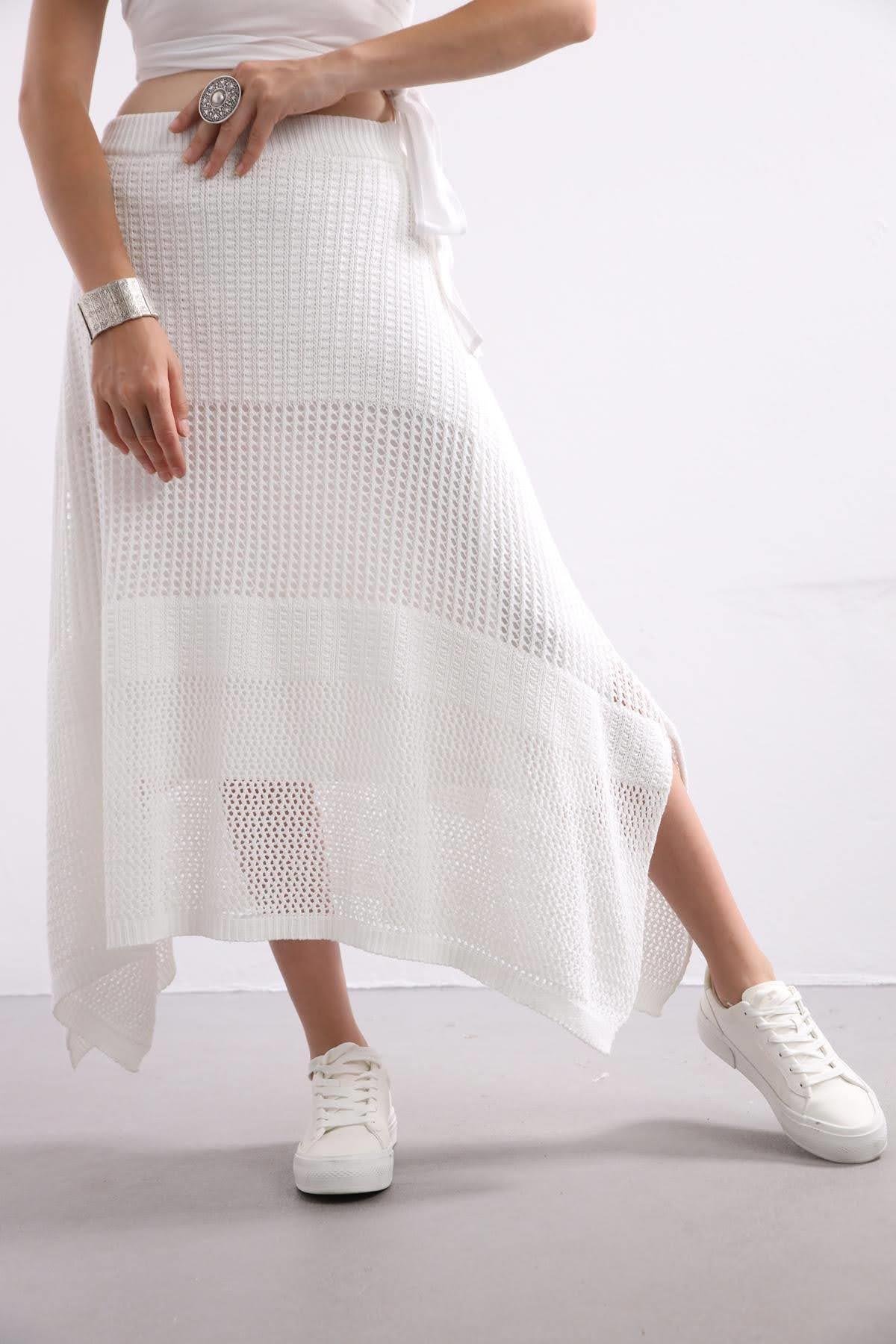  White Knit Skirt with Interlining