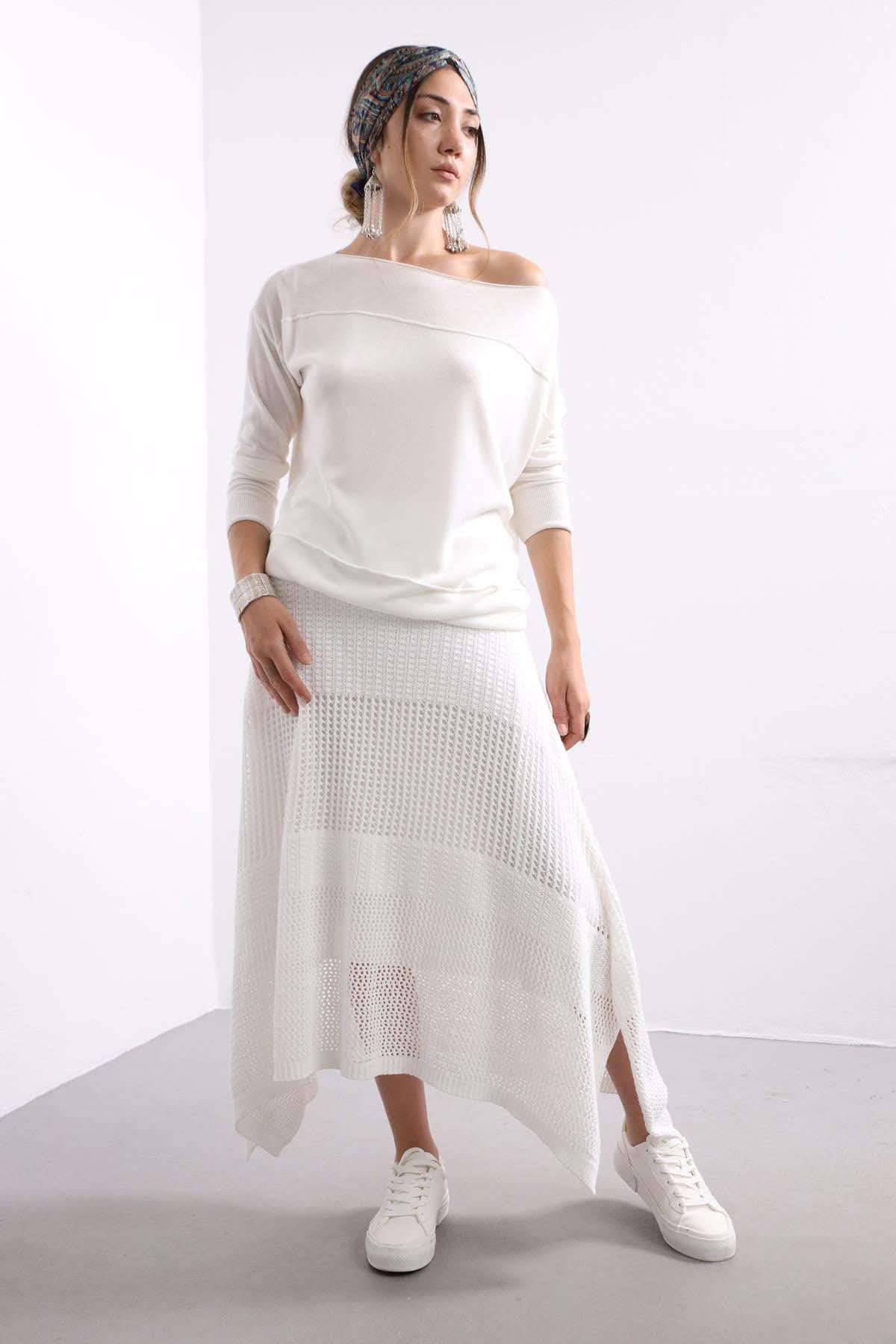  White Knit Skirt with Interlining