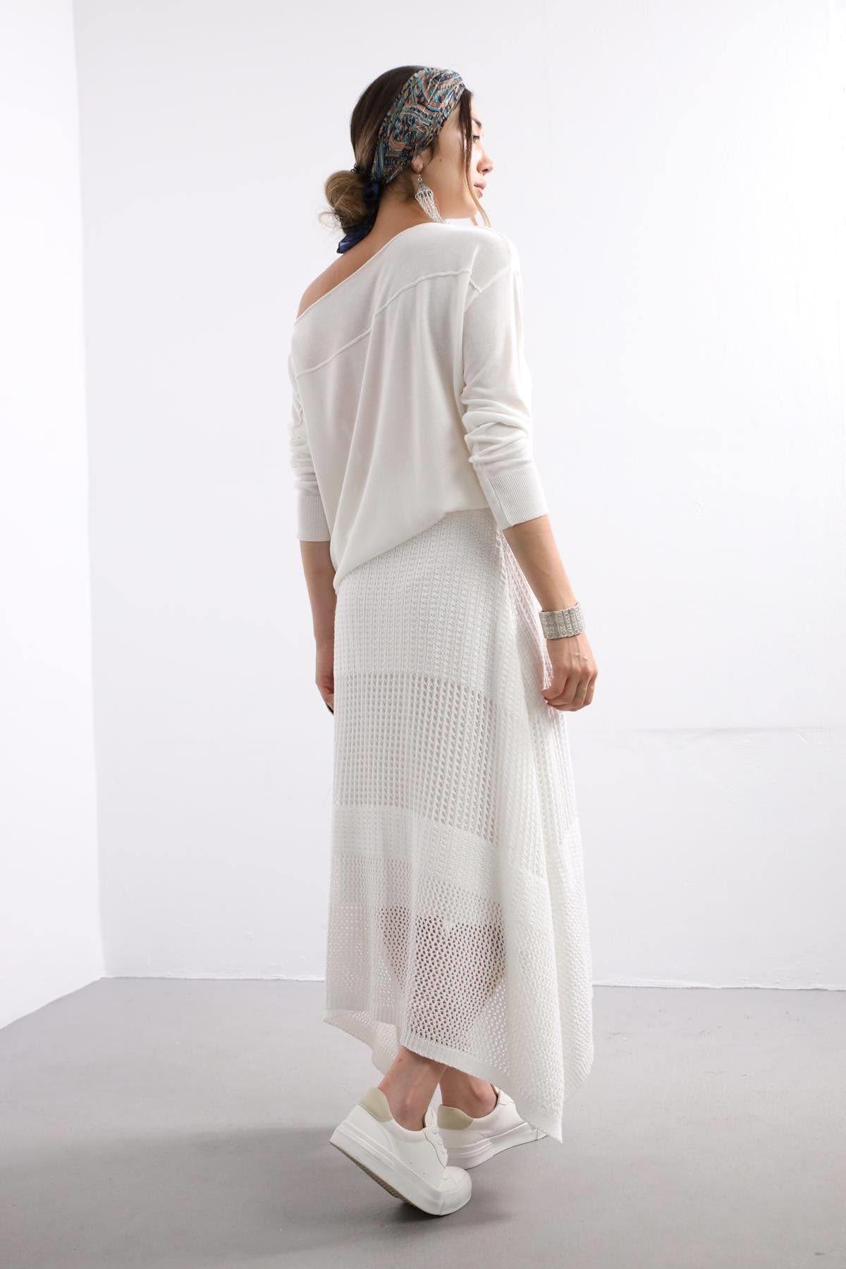  White Knit Skirt with Interlining