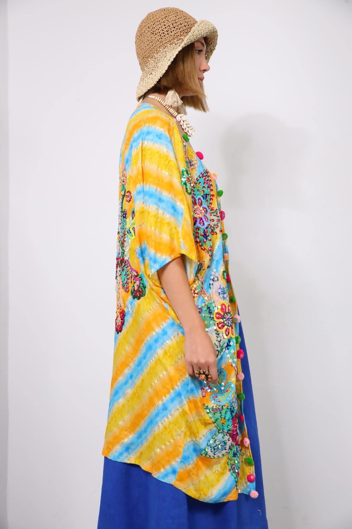  Sarı Pul İşlemeli Ponponlu Batikli Tasarım Kaftan