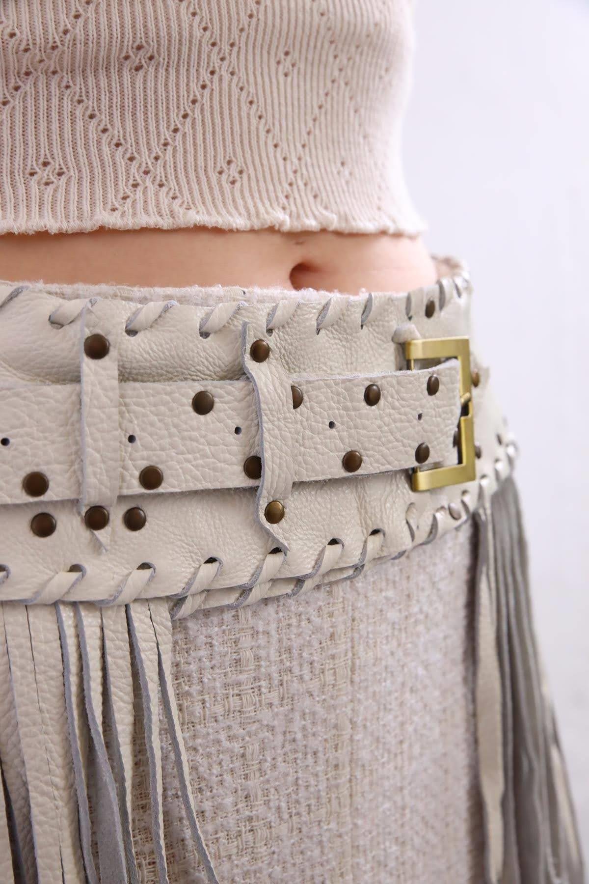  Beyaz Püsküllü Deri Kemer