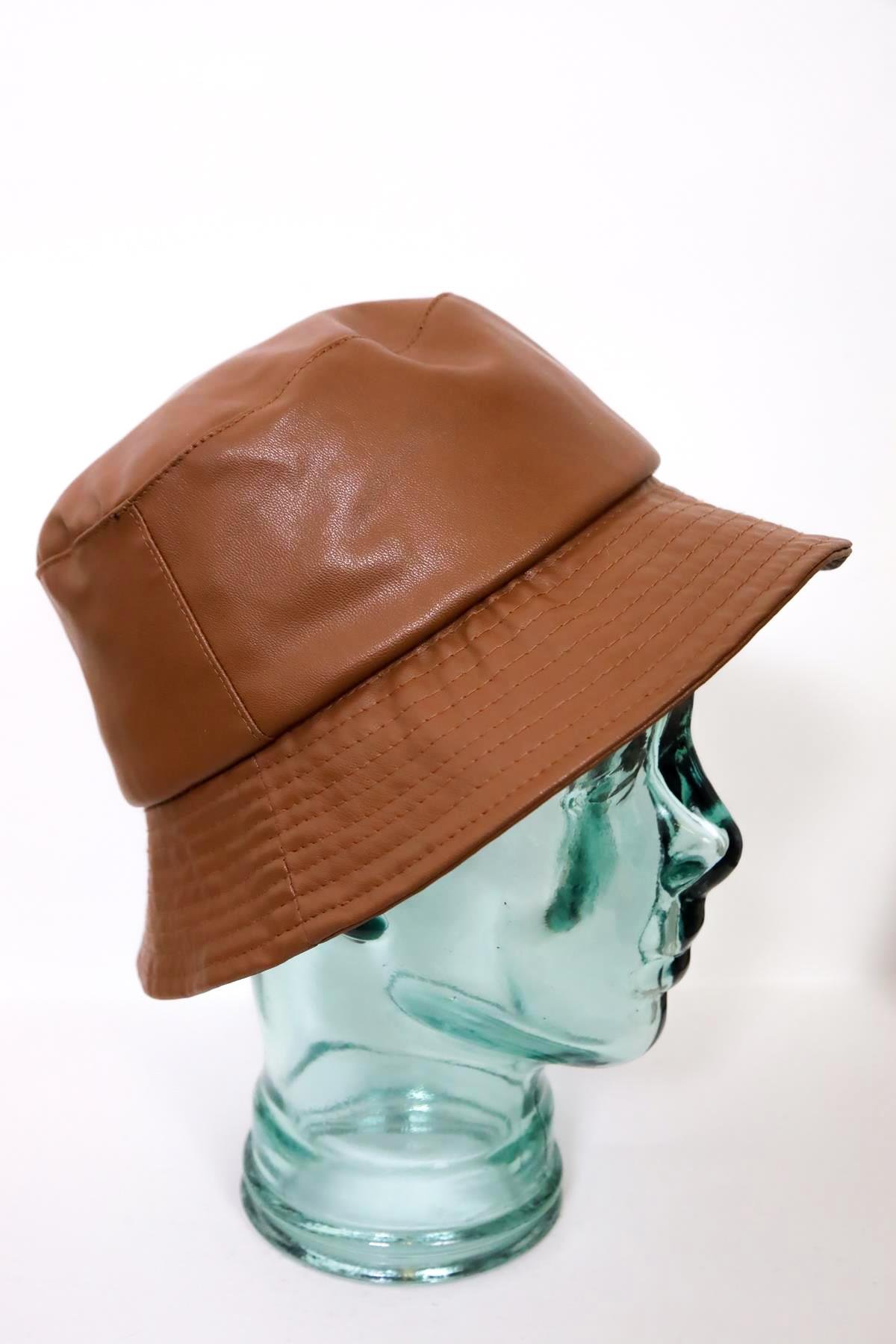  Kahverengi Deri Bucket Şapka