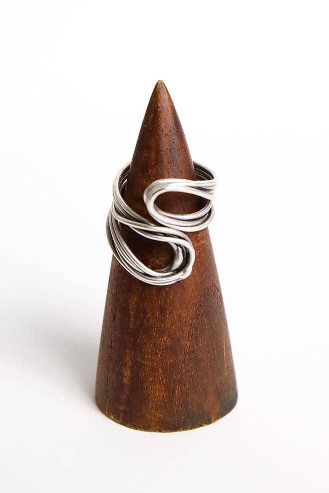  Gümüş Kaplama Kıvrım Tasarım Yüzük