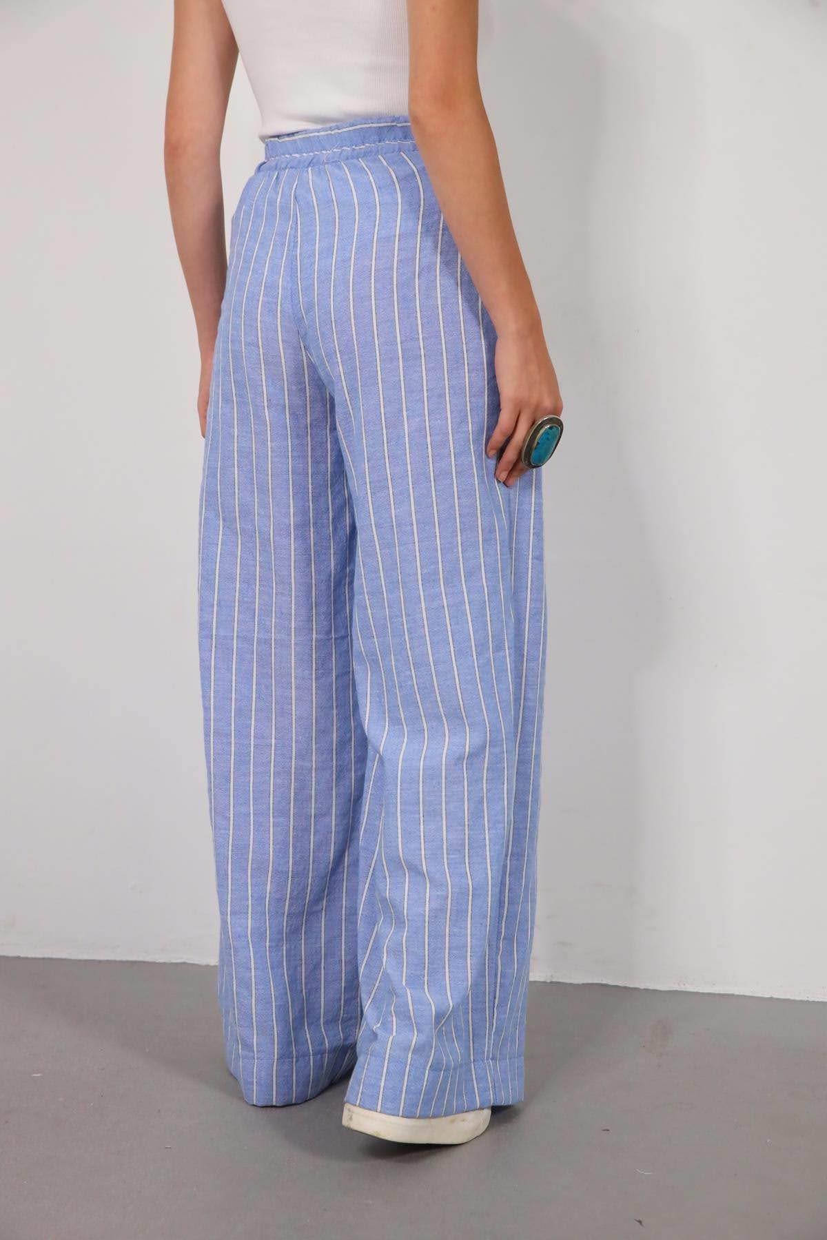 Mavi Çizgili Beli Lastikli Pileli Salaş Pantolon - Şaman Butik Mavi Çizgili Beli Lastikli Pileli Salaş Pantolon