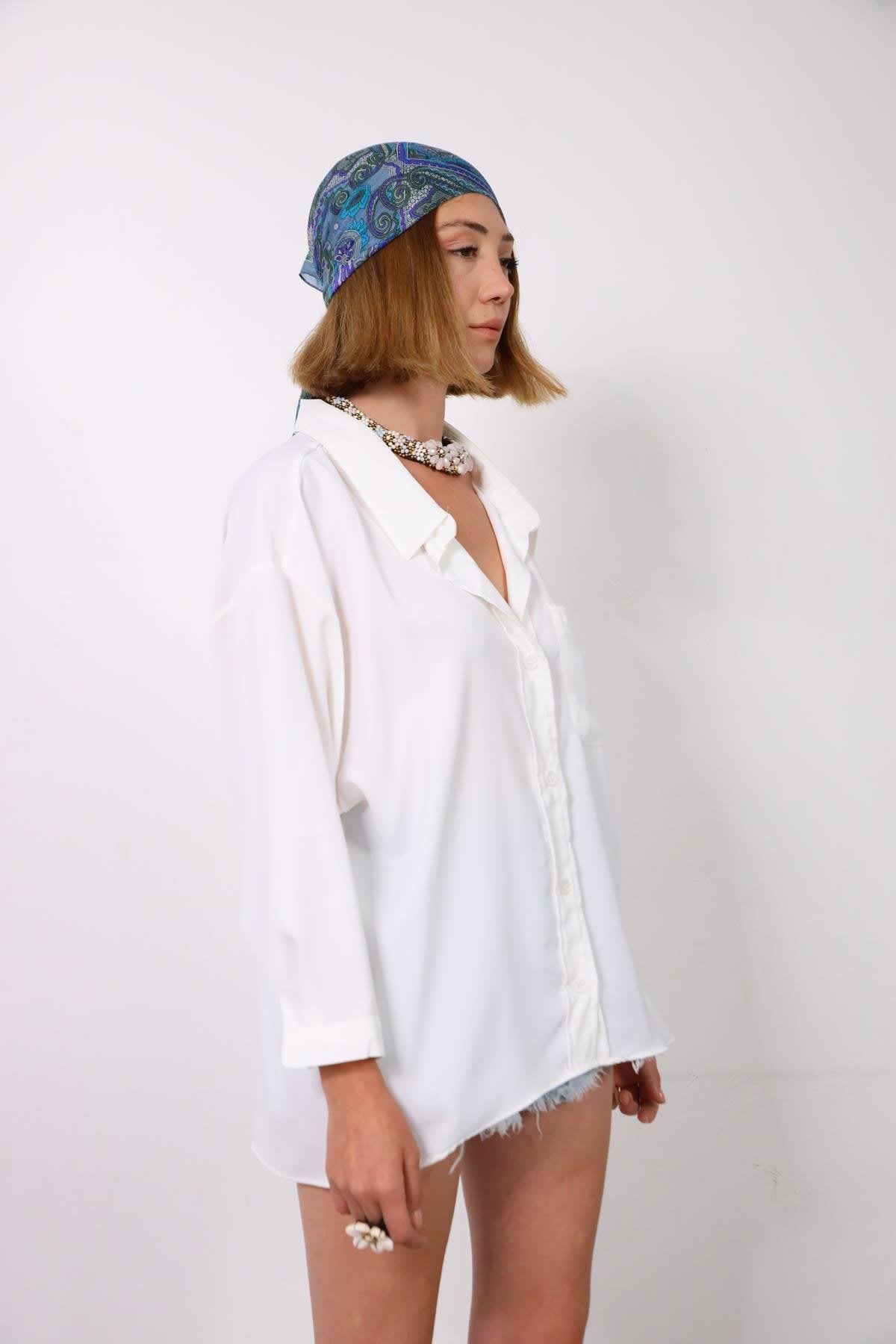  Beyaz Truvakar Kol Oversize Gömlek