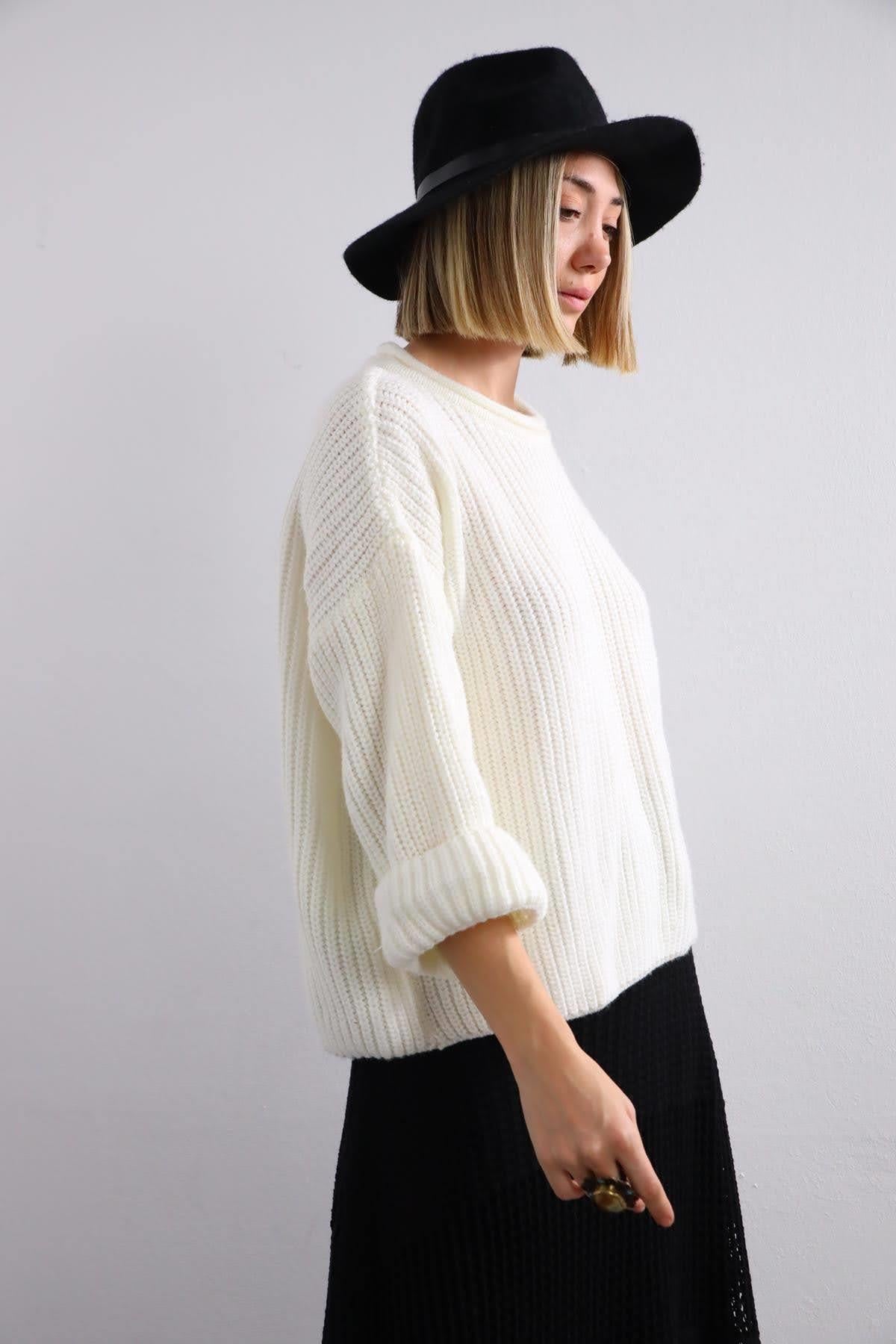 Ecru Folded Sleeves Pullover - Saman Butik | Shop Online Ecru Folded Sleeves Pullover