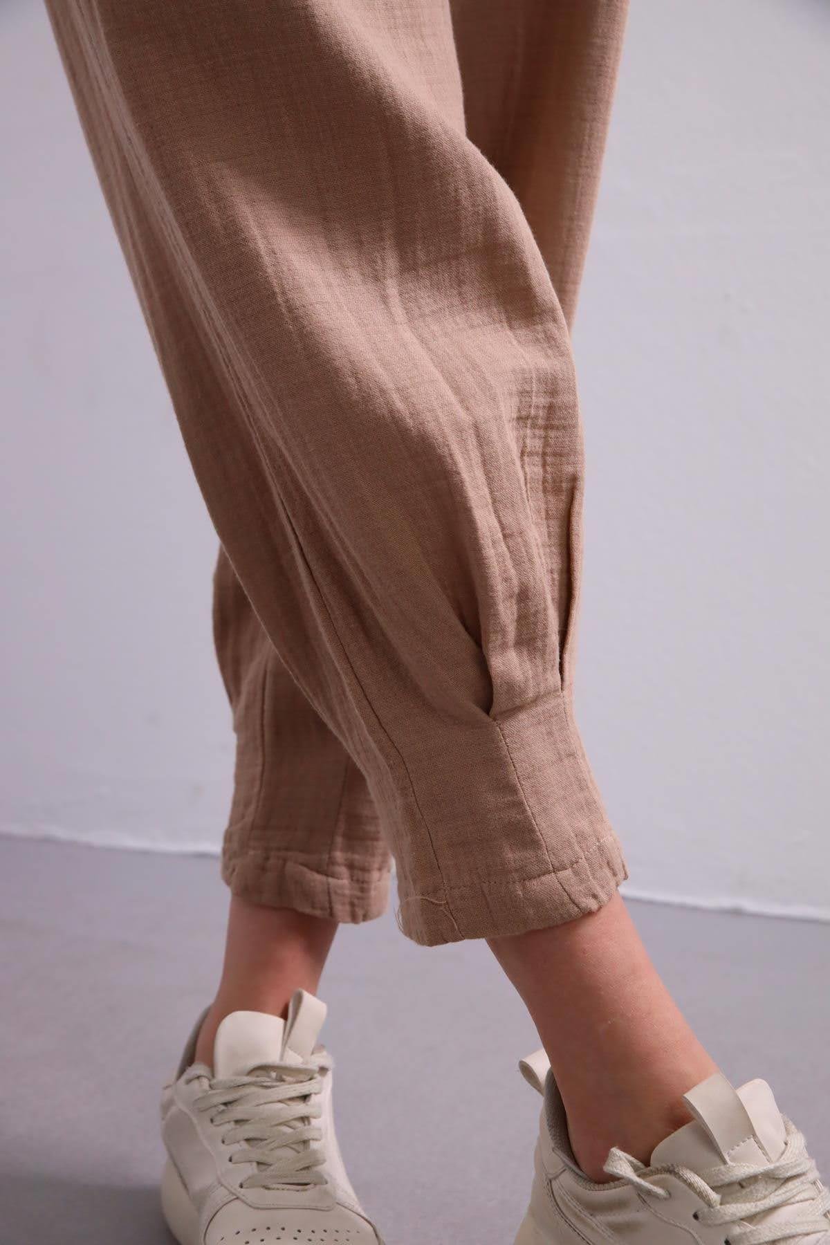 Sütlü Kahve Müslin Beli Lastikli Pantolon - Şaman Butik Sütlü Kahve Müslin Beli Lastikli Pantolon