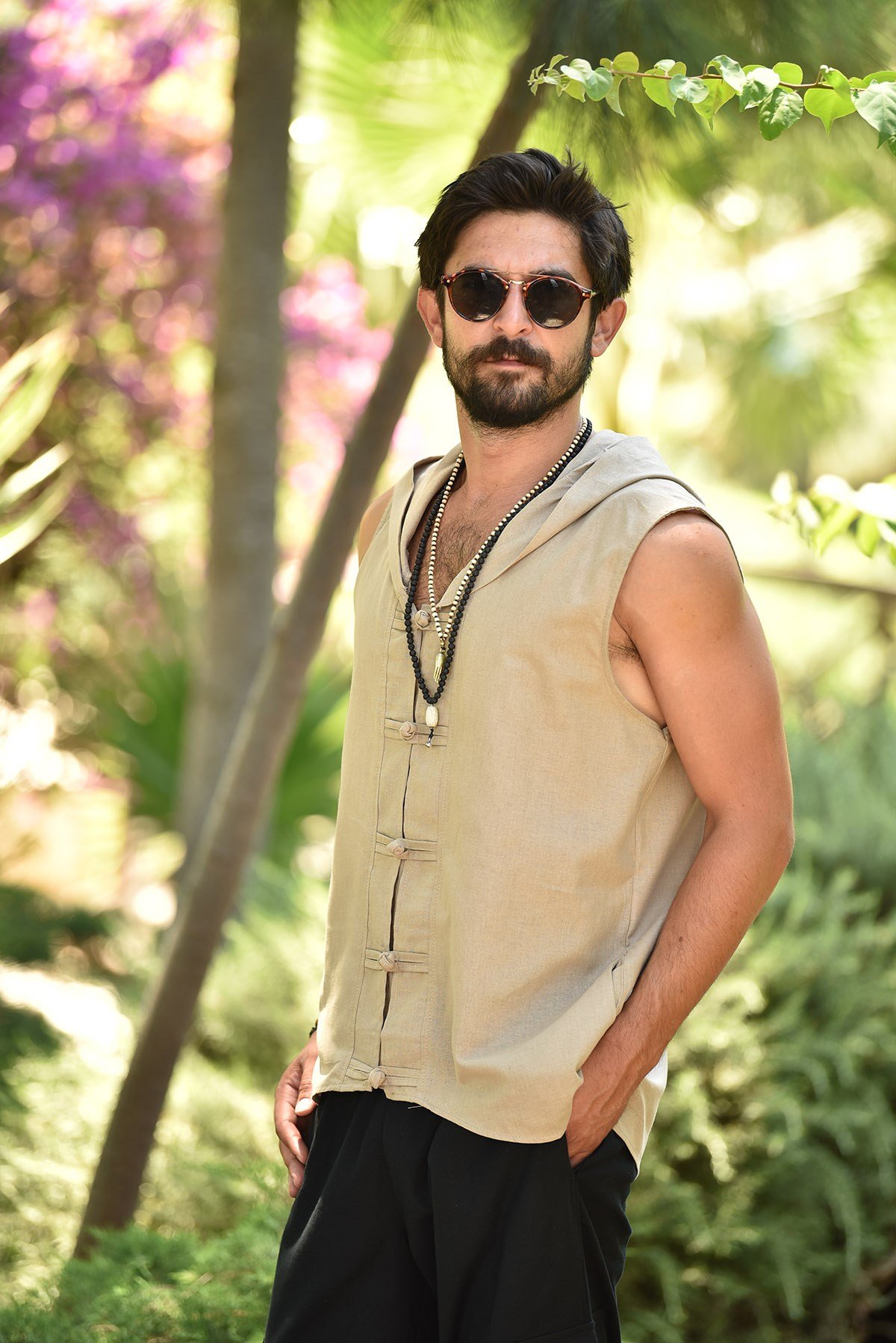 Bej Kapşonlu Kolsuz Gömlek - Şaman Butik Bej Kapşonlu Kolsuz Gömlek