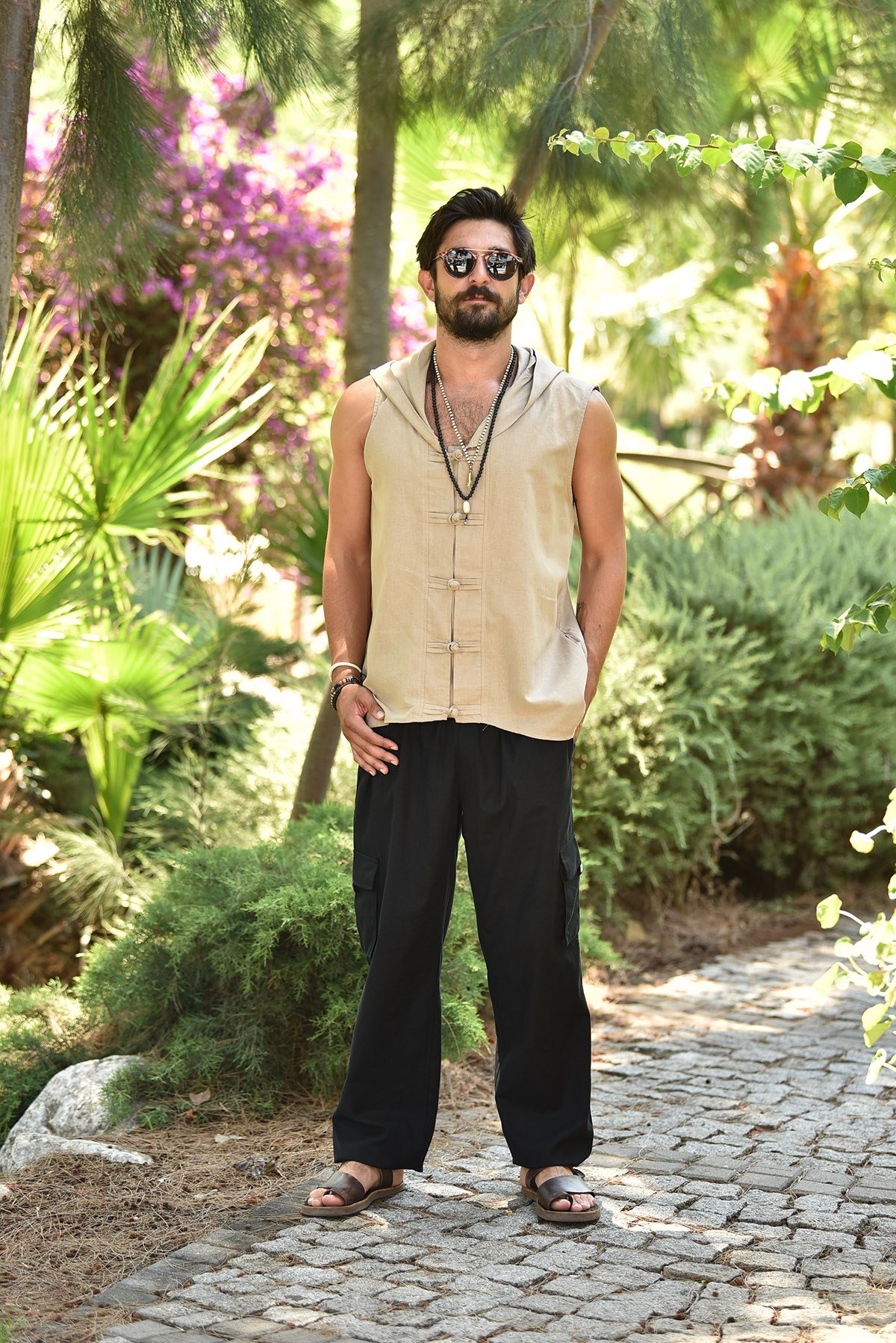 Bej Kapşonlu Kolsuz Gömlek - Şaman Butik Bej Kapşonlu Kolsuz Gömlek