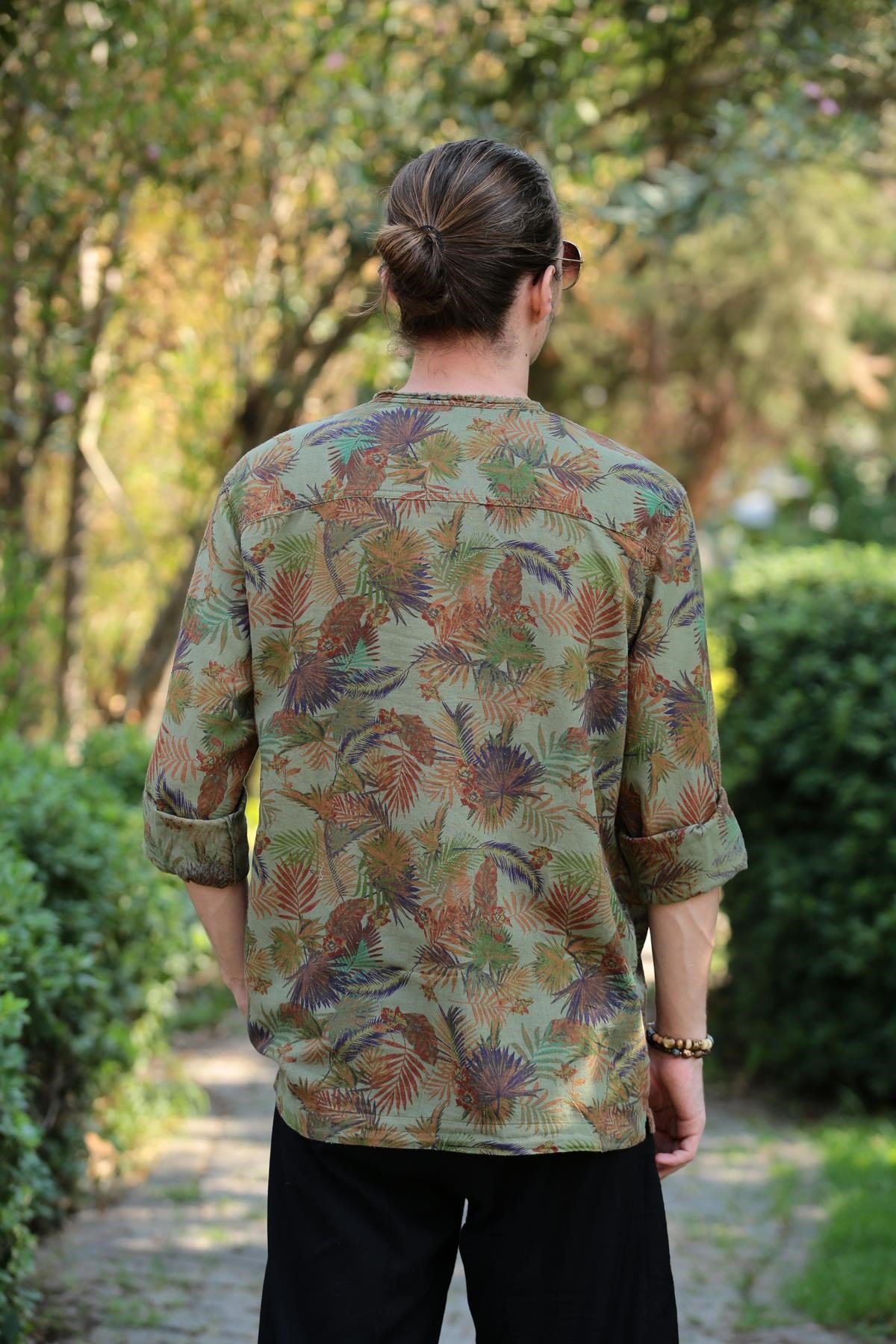  Haki Desenli Yakası Bağcıklı Bohem Erkek Gömlek