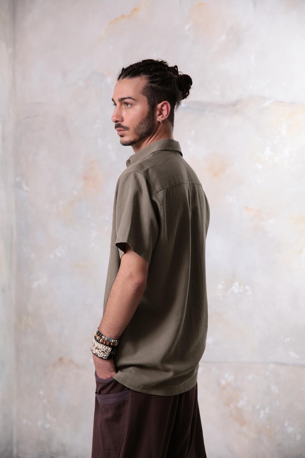  Haki Rahat Kesim Kısa Kollu Erkek Gömlek