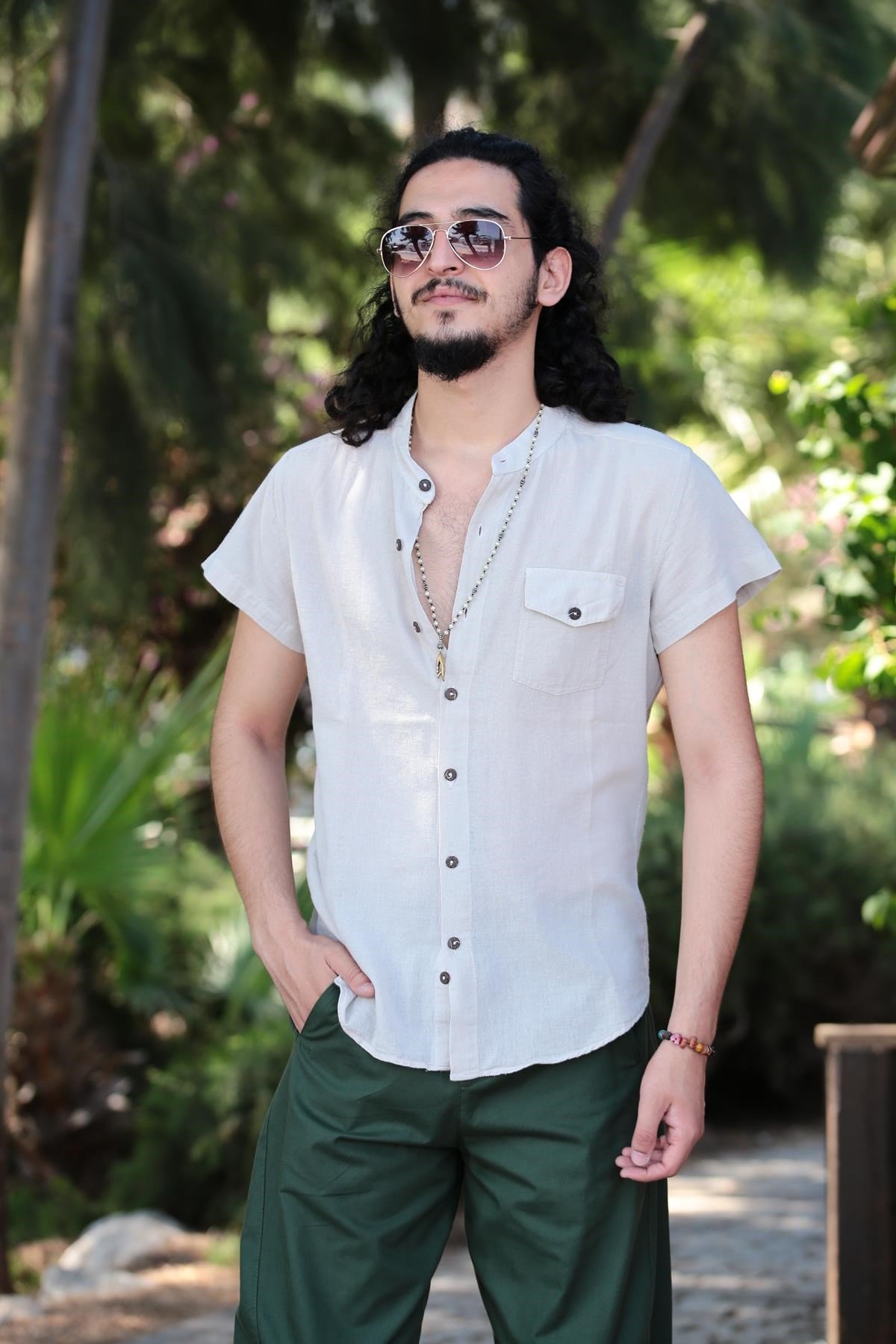  Krem Cebi Düğme Detay Gömlek