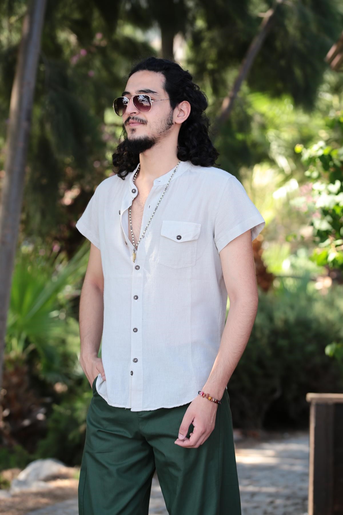  Krem Cebi Düğme Detay Gömlek