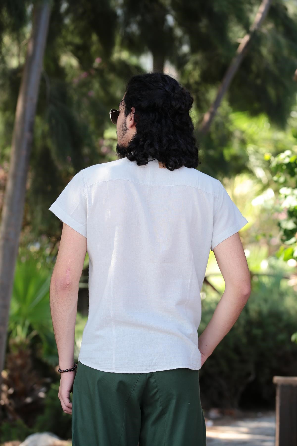  Krem Cebi Düğme Detay Gömlek