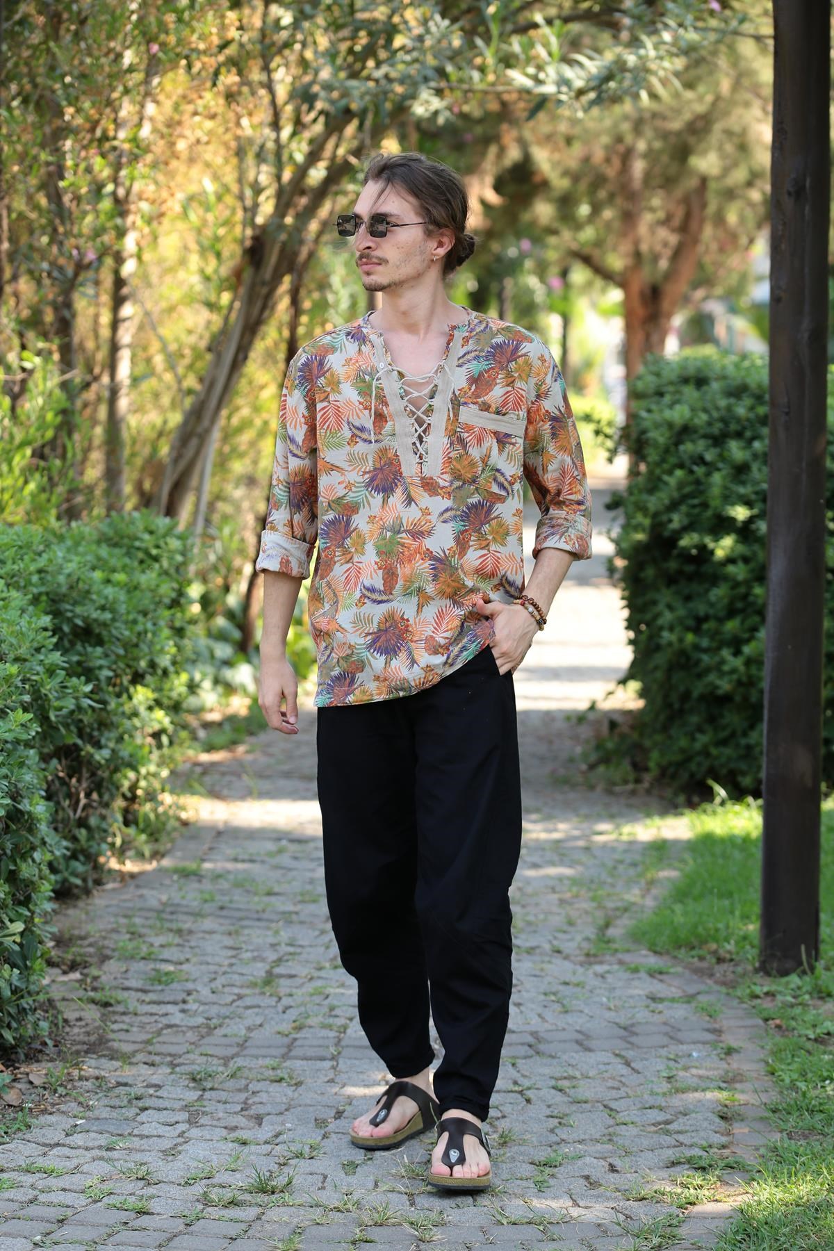  Krem Desenli Yakası Bağcıklı Bohem Erkek Gömlek