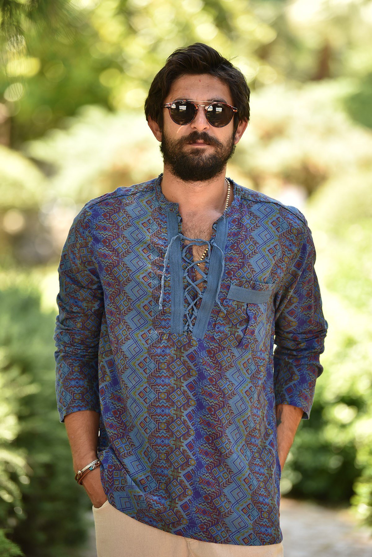 Mavi Desenli Yakası Bağcıklı Bohem Erkek Gömlek - Şaman Butik  - Online Alışveriş Sitesi | Kadın ve Erkek Giyim Mavi Desenli Yakası Bağcıklı Bohem Erkek Gömlek